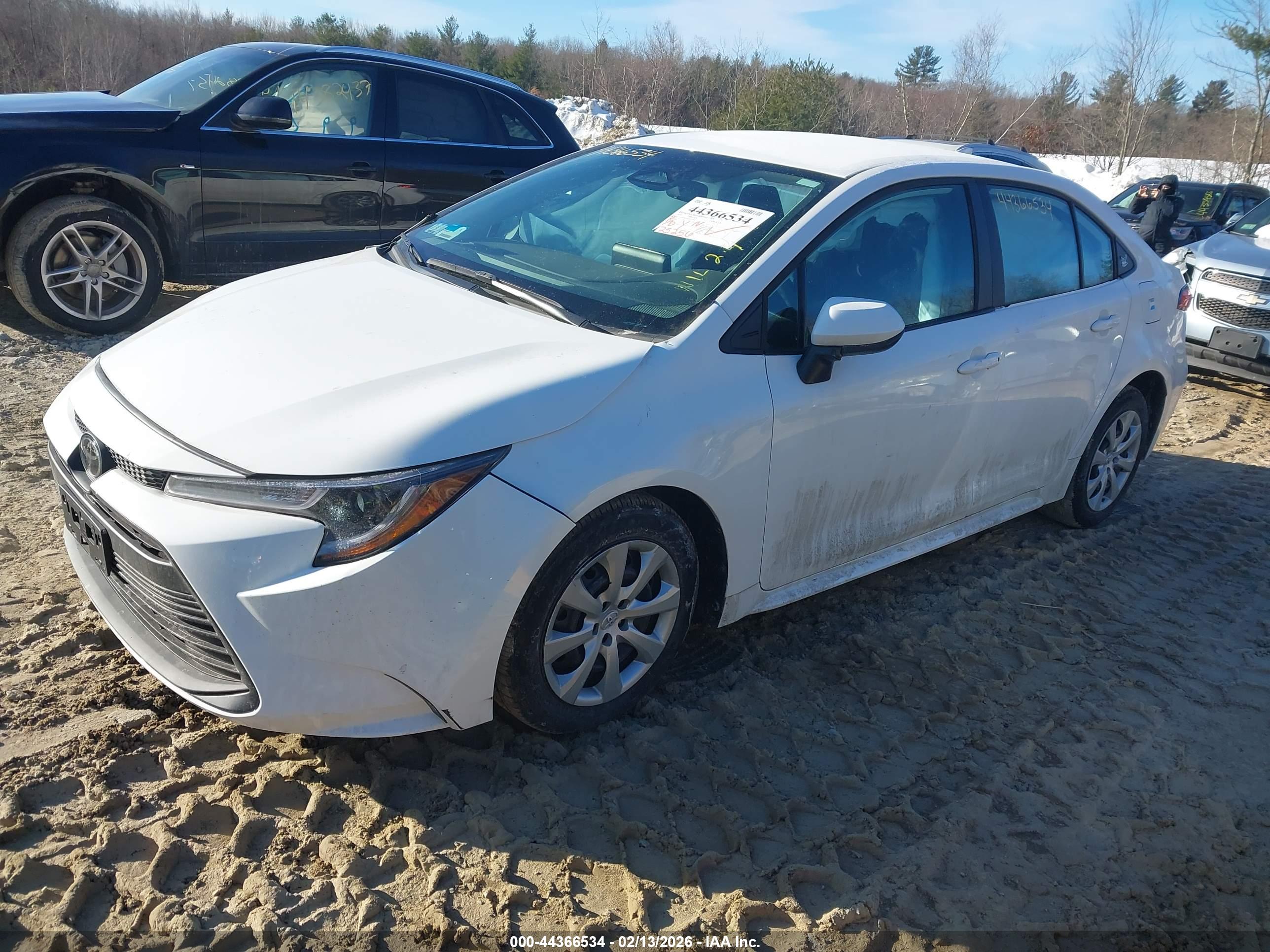 TOYOTA COROLLA image 2