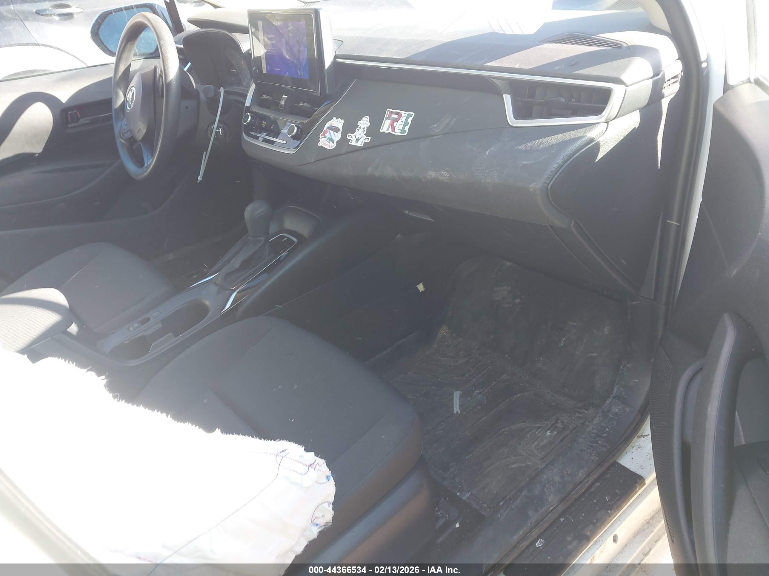 TOYOTA COROLLA image 5