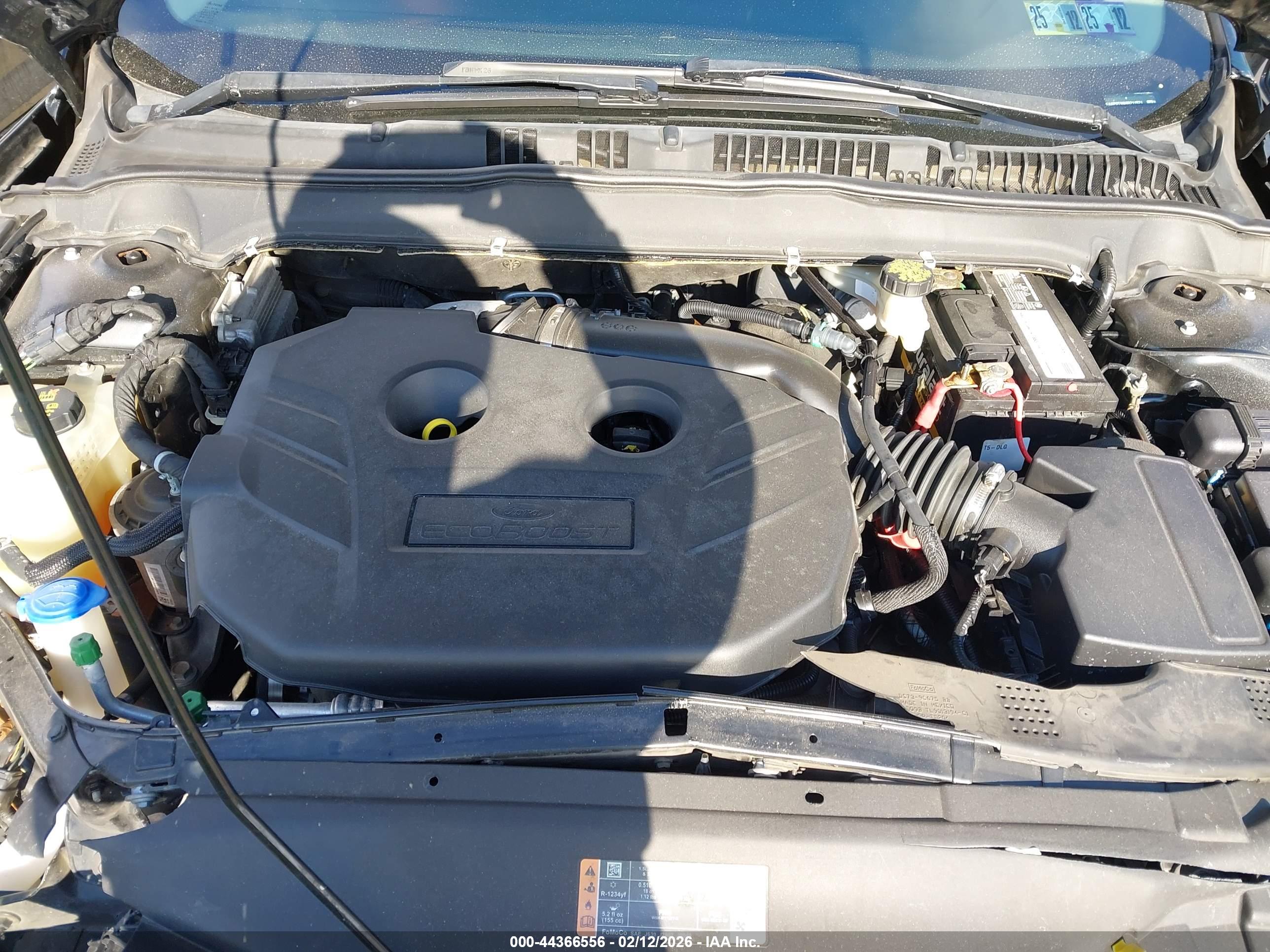FORD FUSION image 10