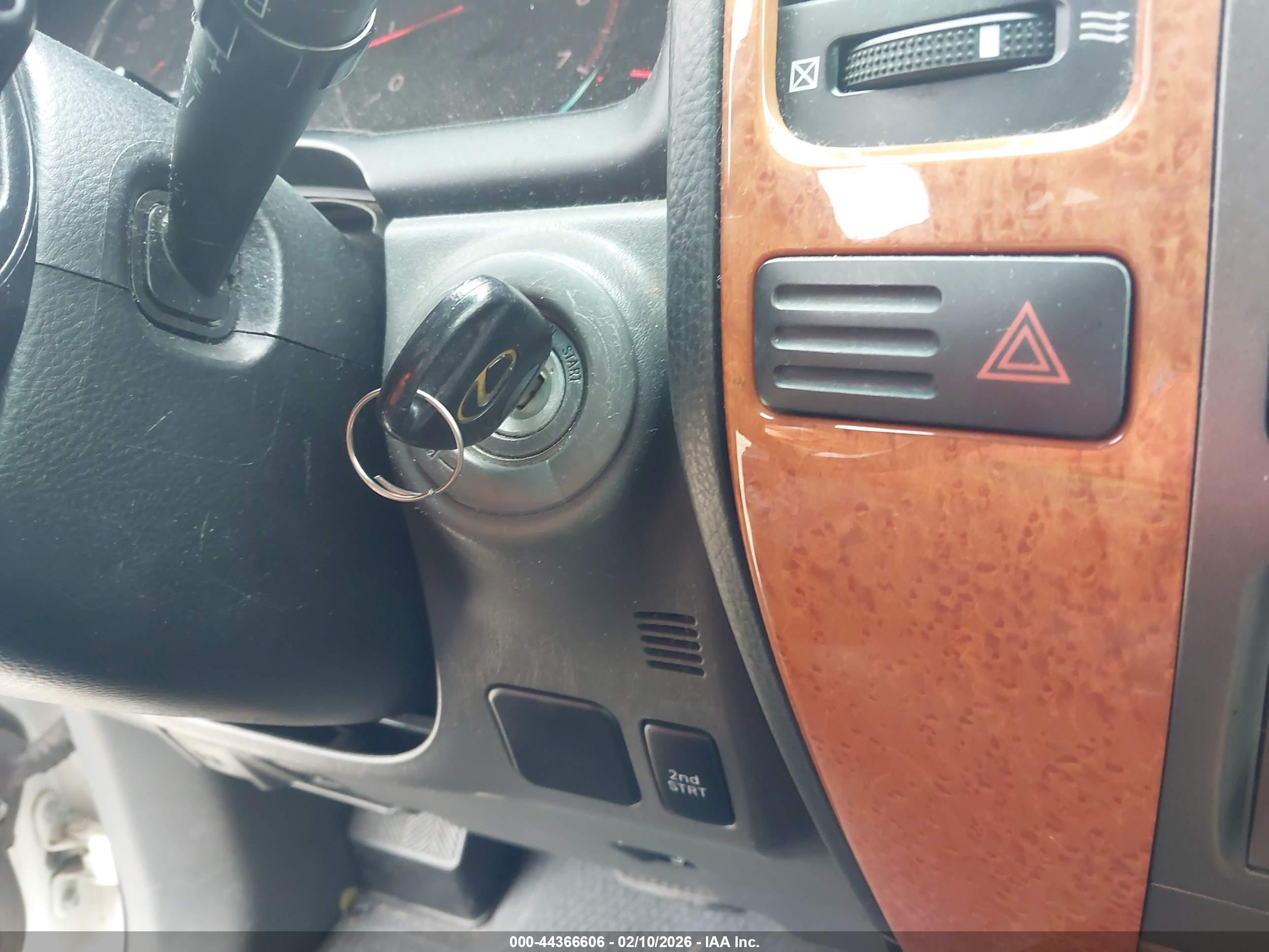 LEXUS GX image 11