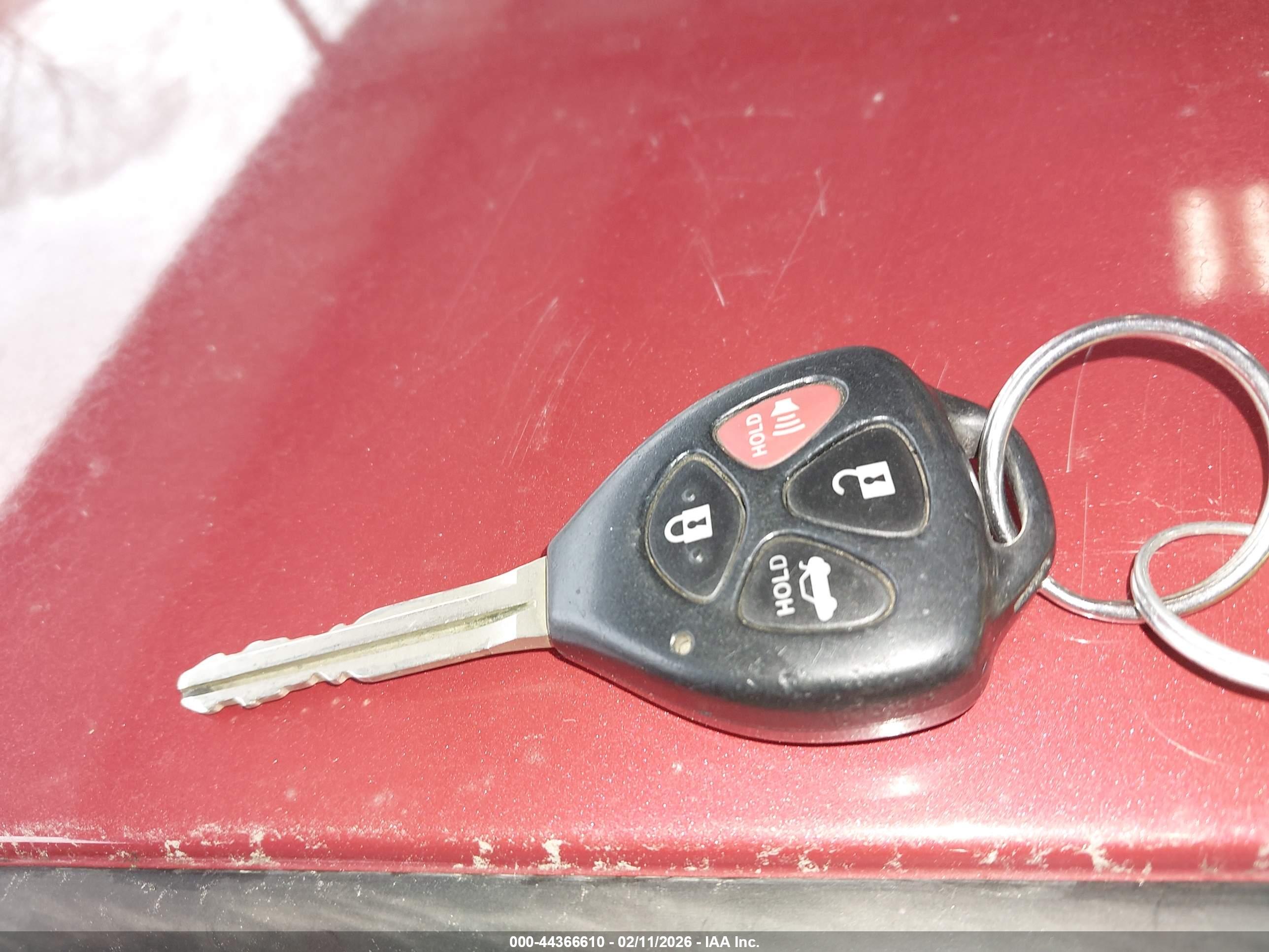 TOYOTA CAMRY image 11