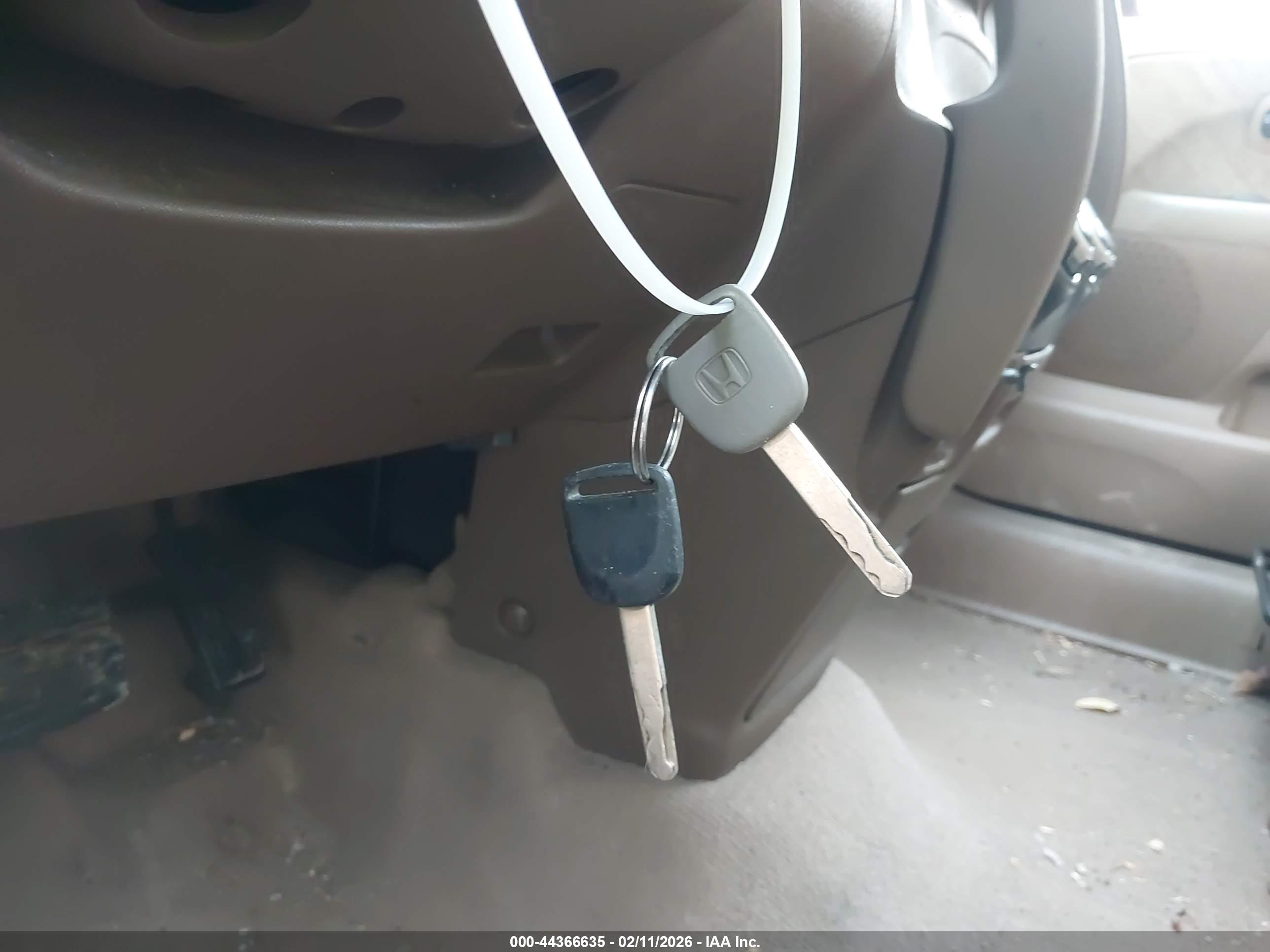 HONDA CR-V image 11