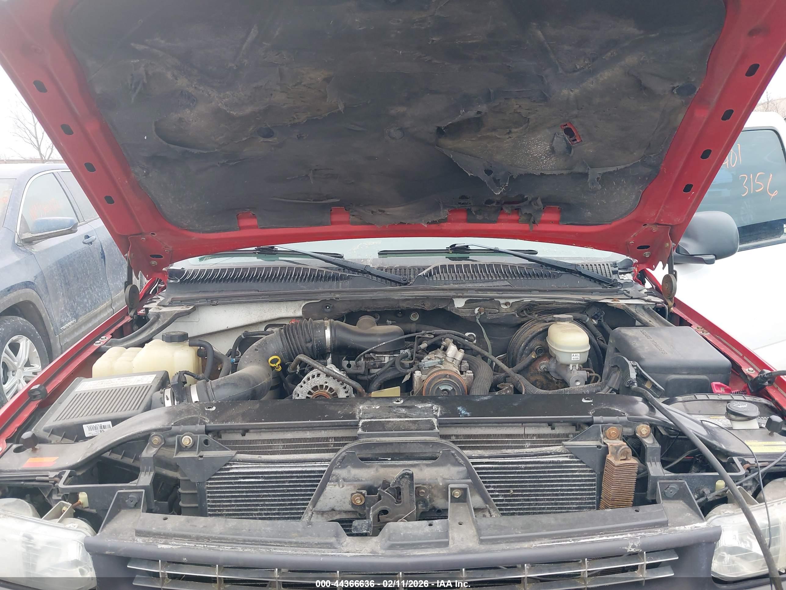 CHEVROLET SILVERADO image 10