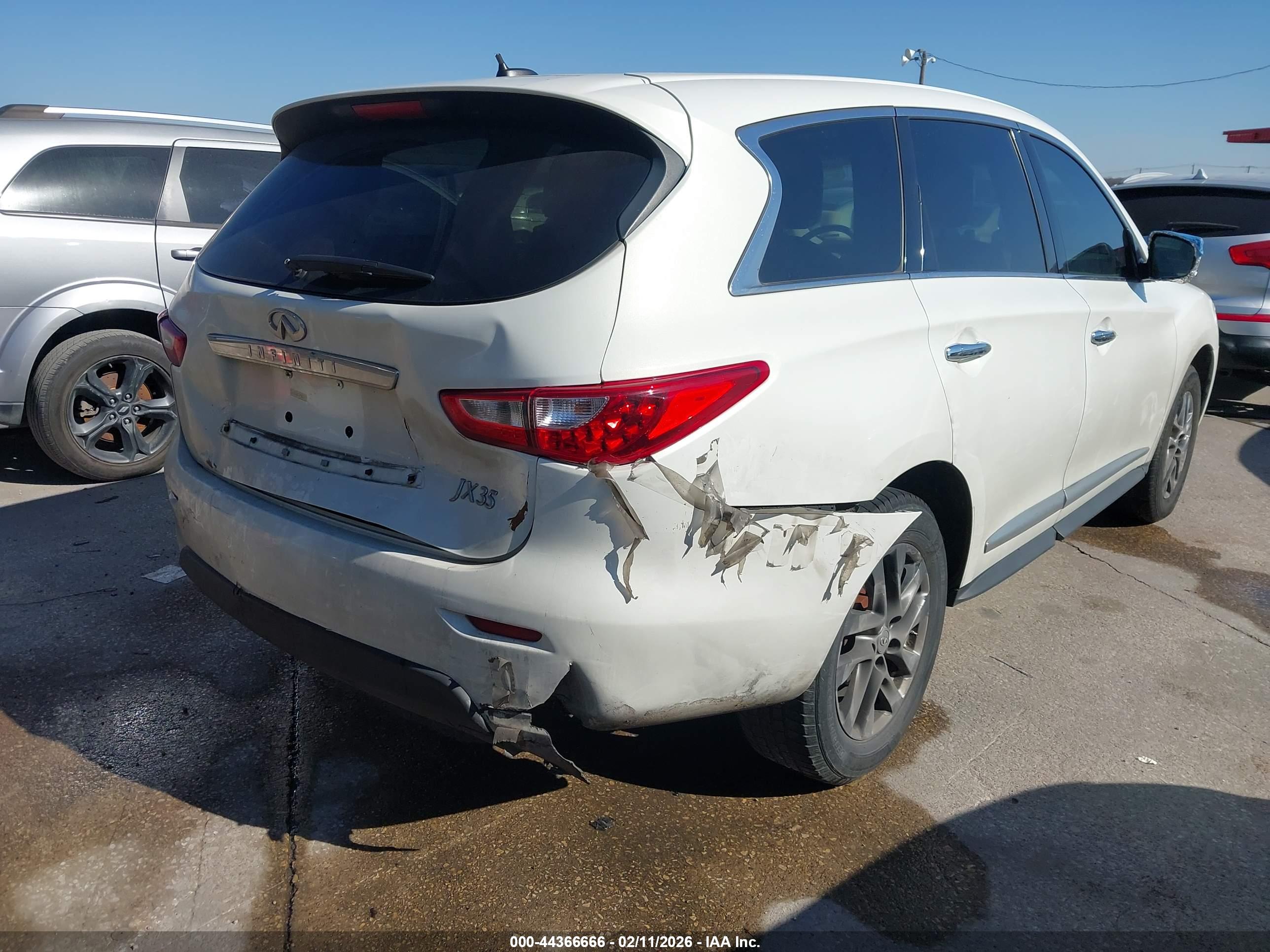 INFINITI JX35 image 4