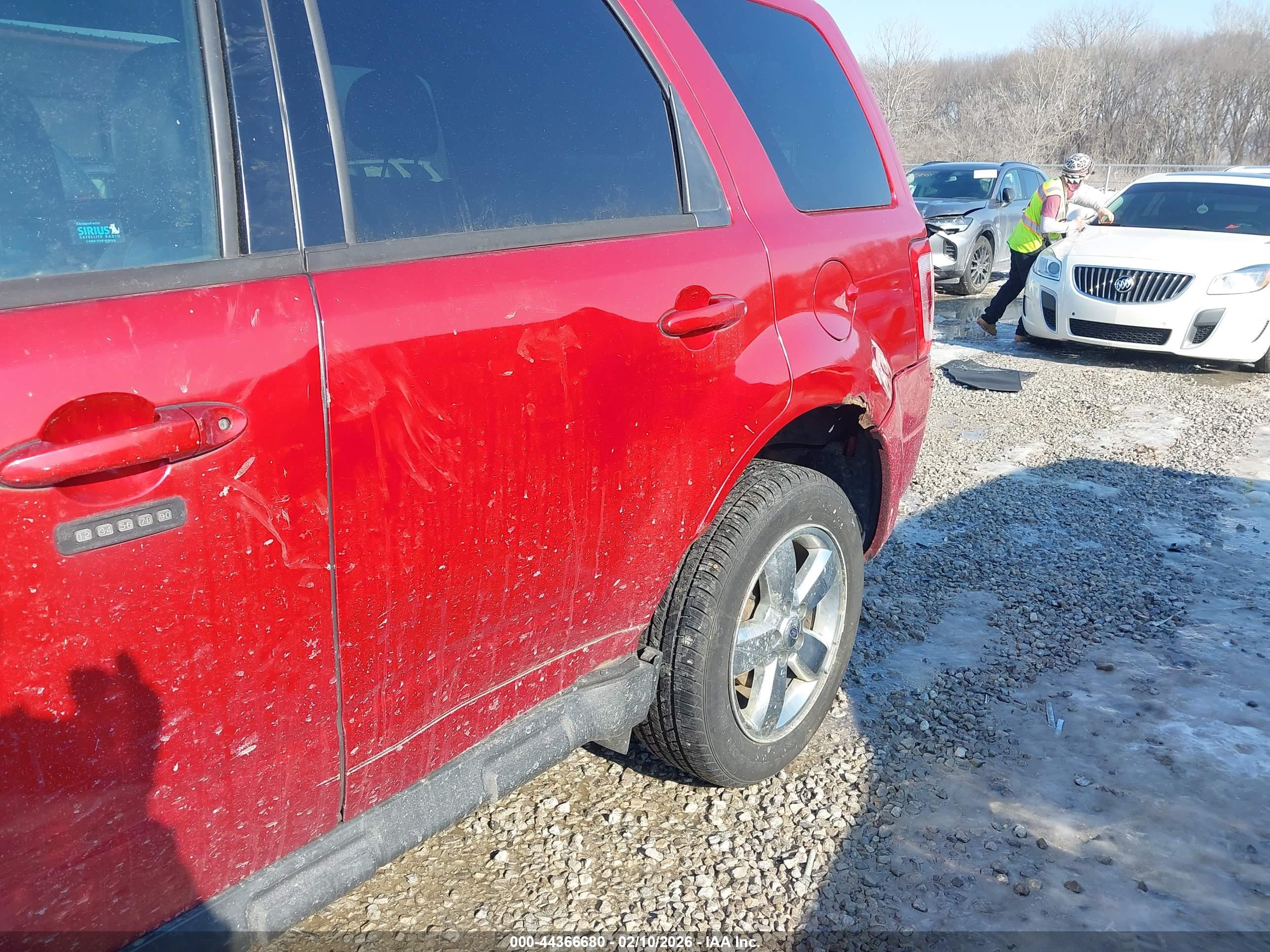 FORD ESCAPE image 6