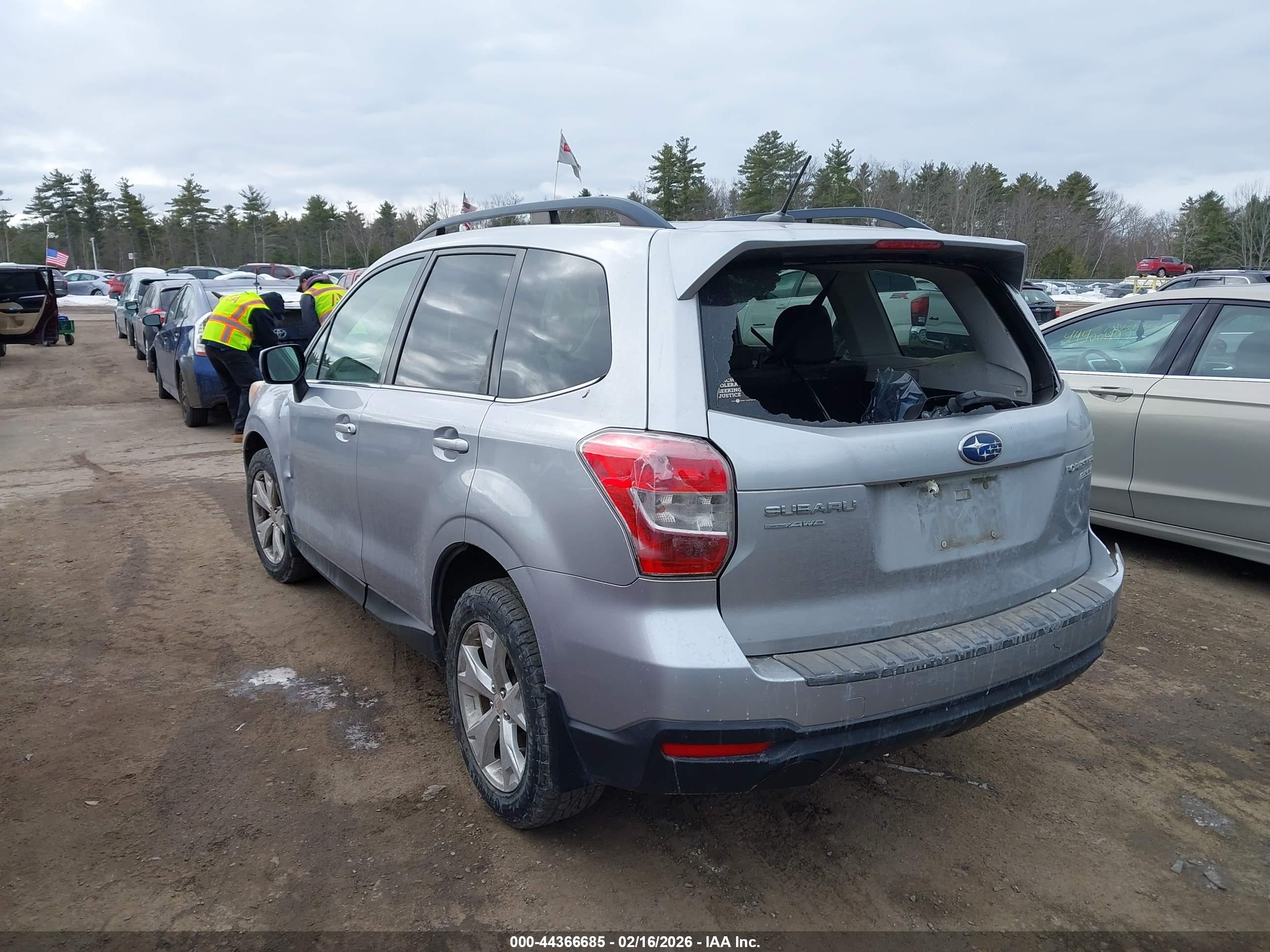 SUBARU FORESTER image 3