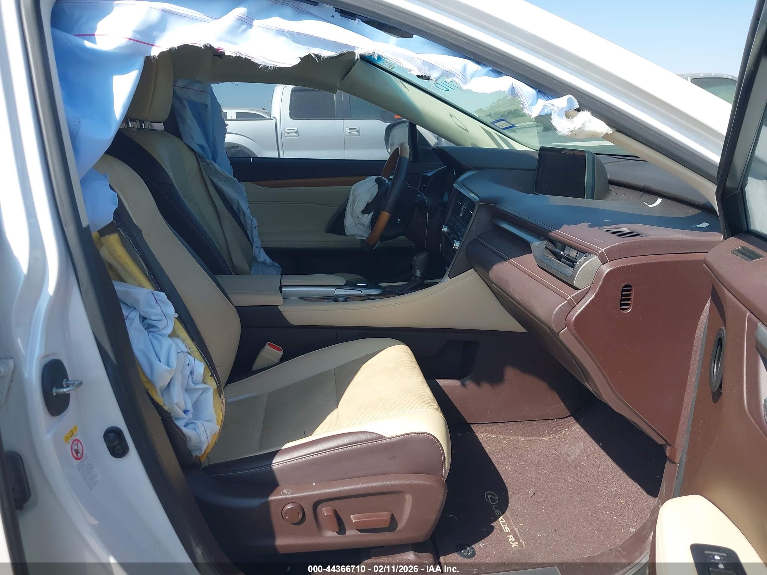 LEXUS RX image 5