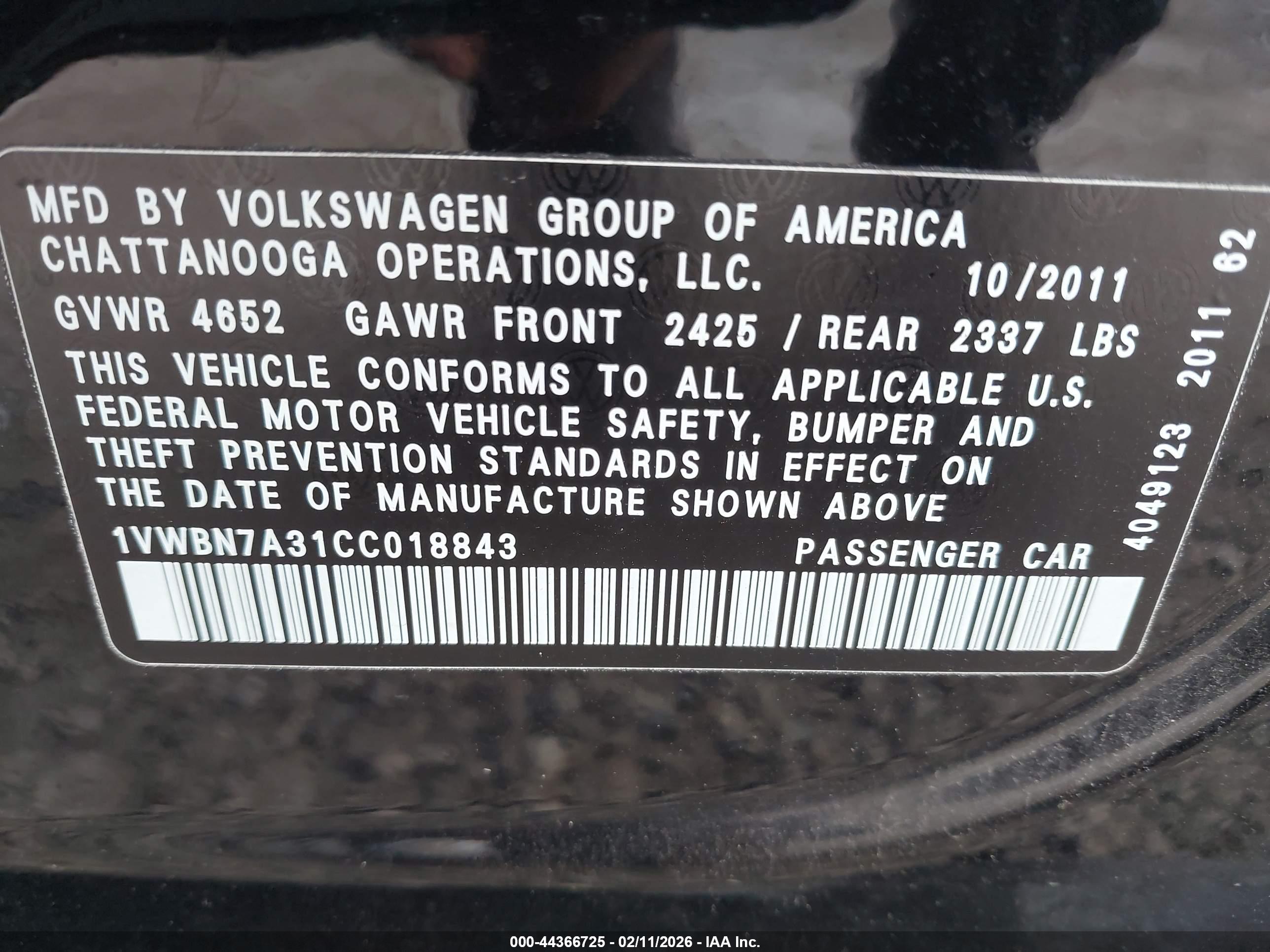VOLKSWAGEN PASSAT image 9