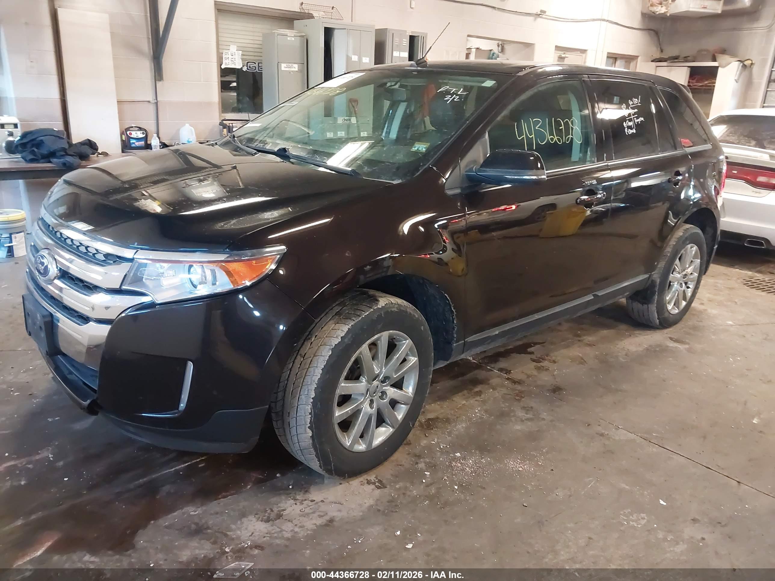 FORD EDGE image 2