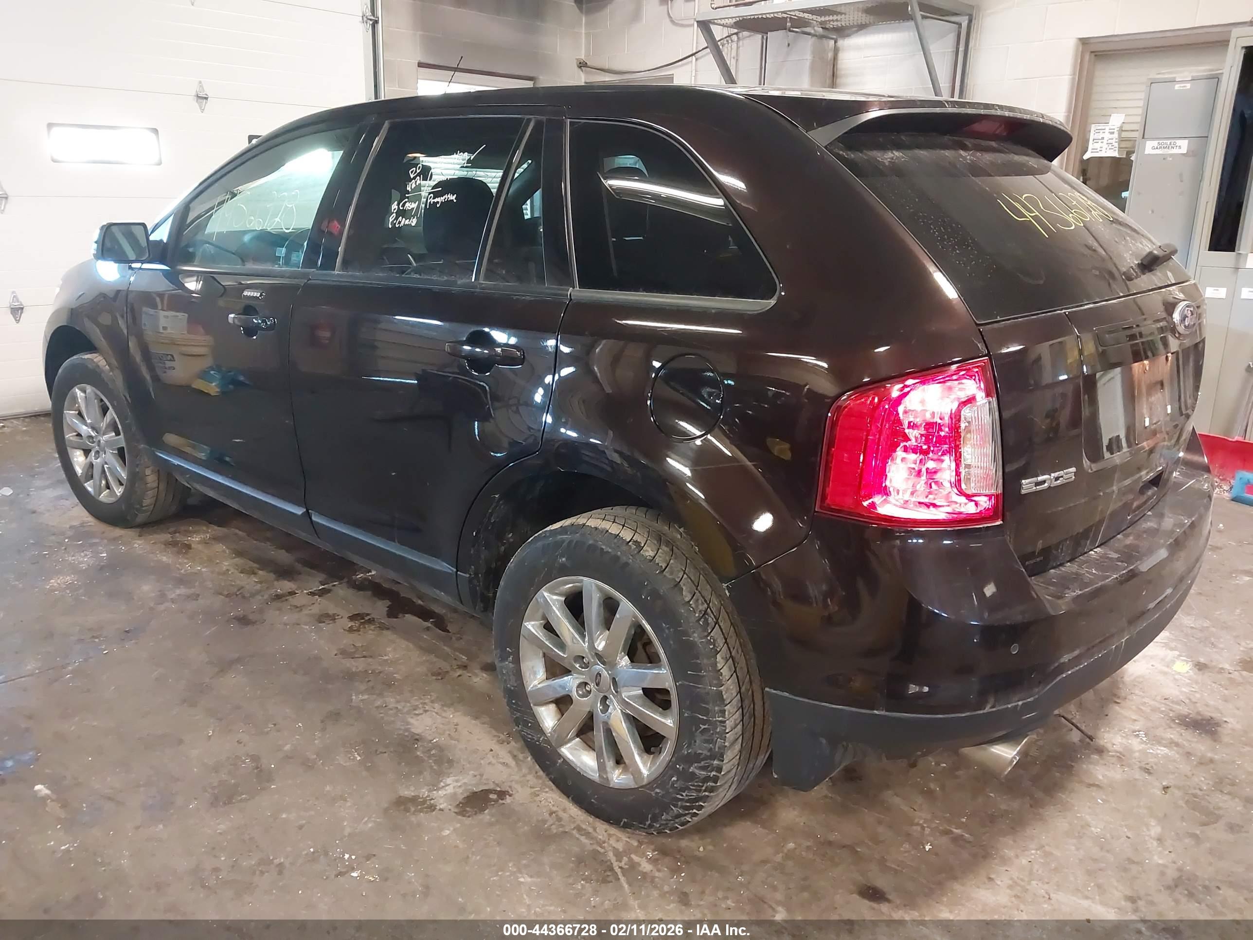 FORD EDGE image 3