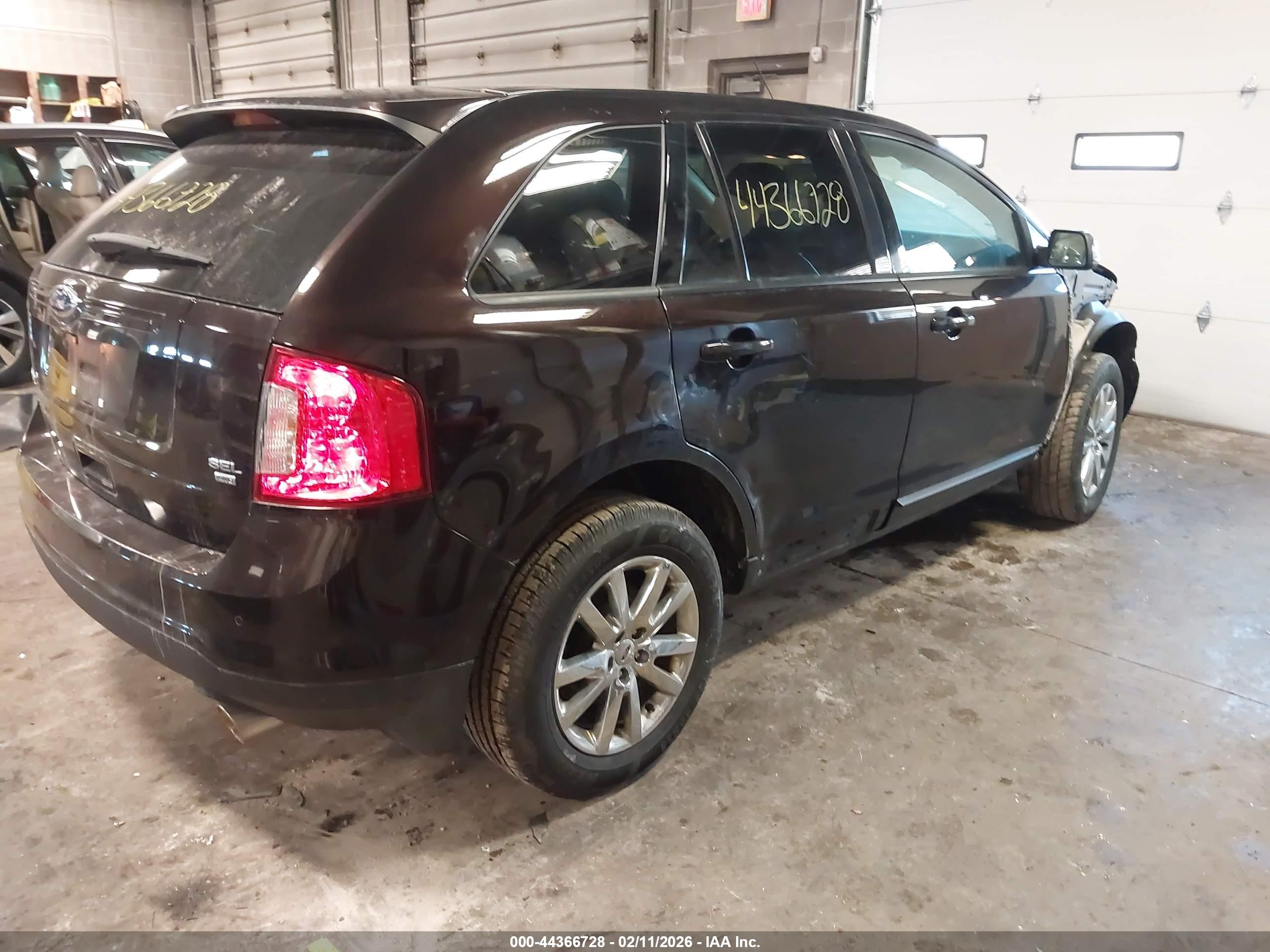 FORD EDGE image 4