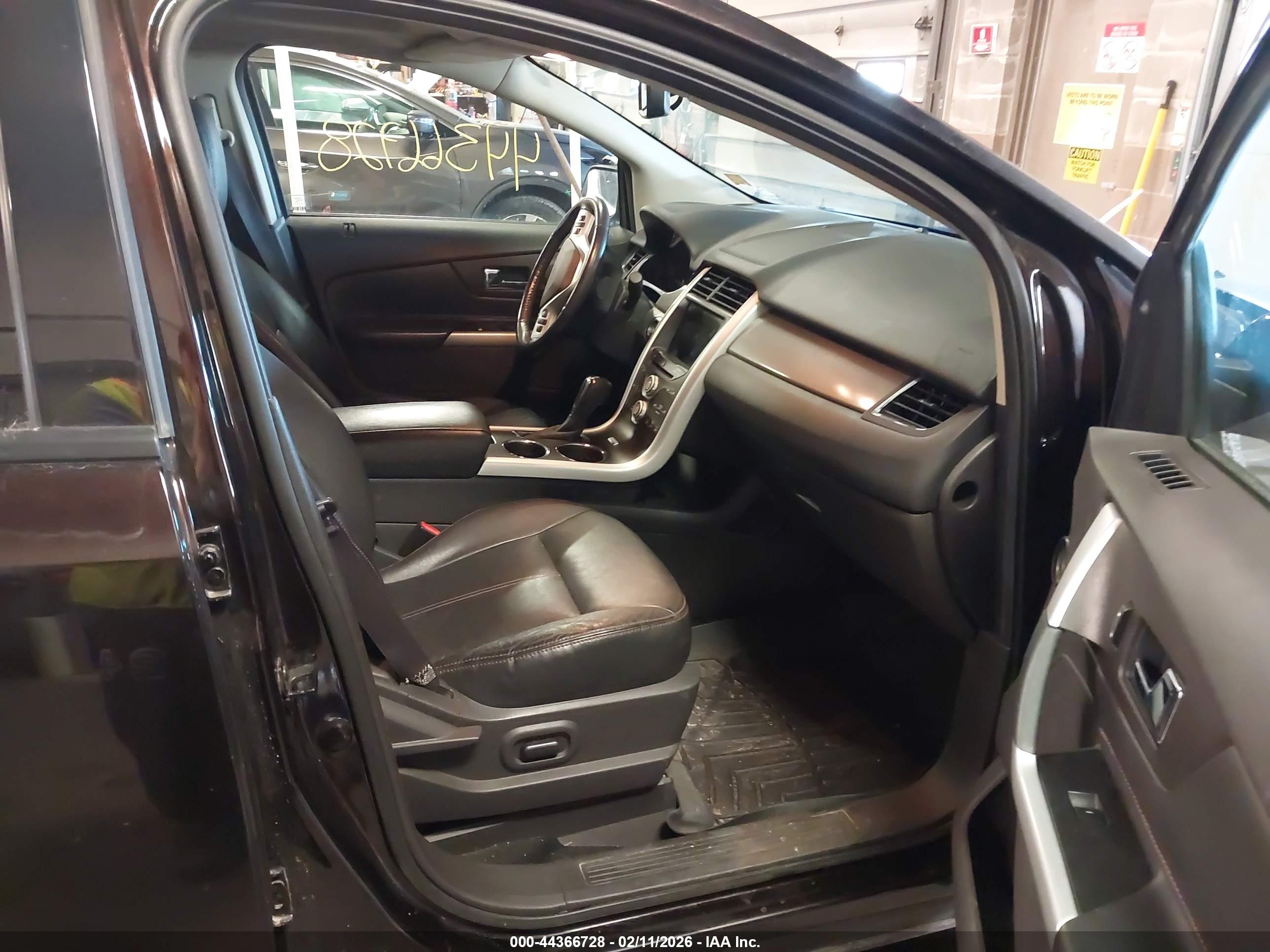 FORD EDGE image 5