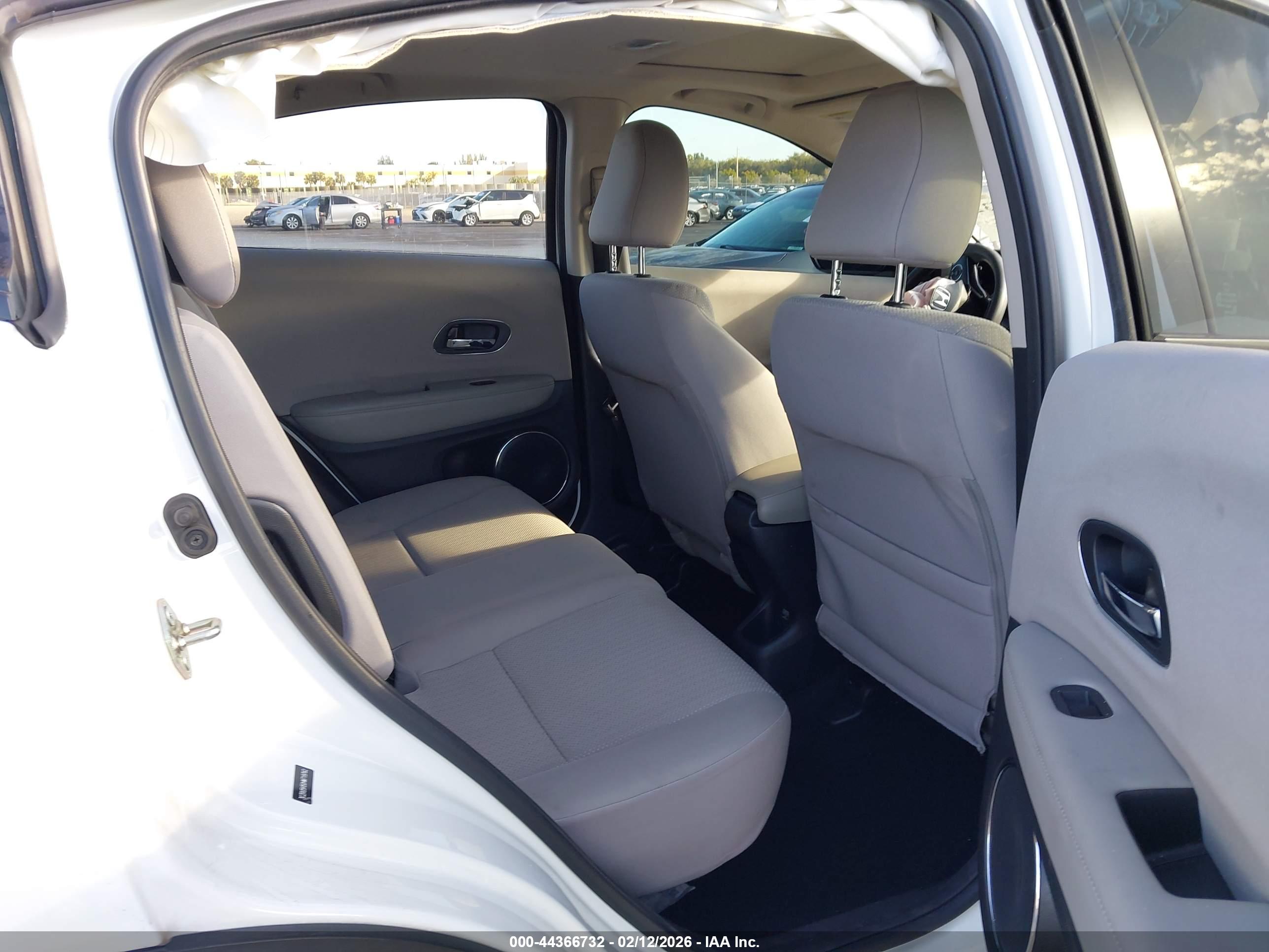HONDA HR-V image 8