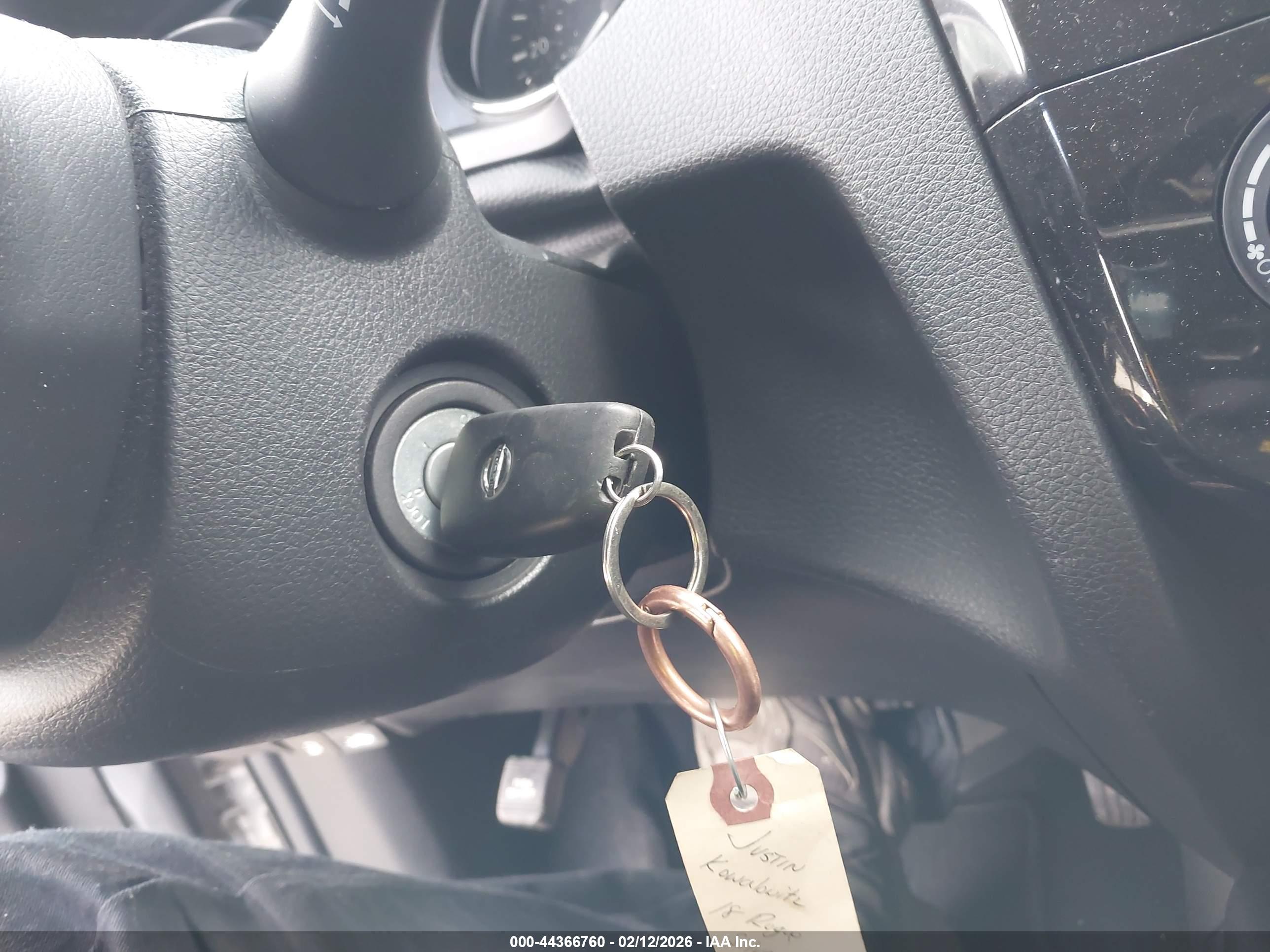 NISSAN ROGUE image 11