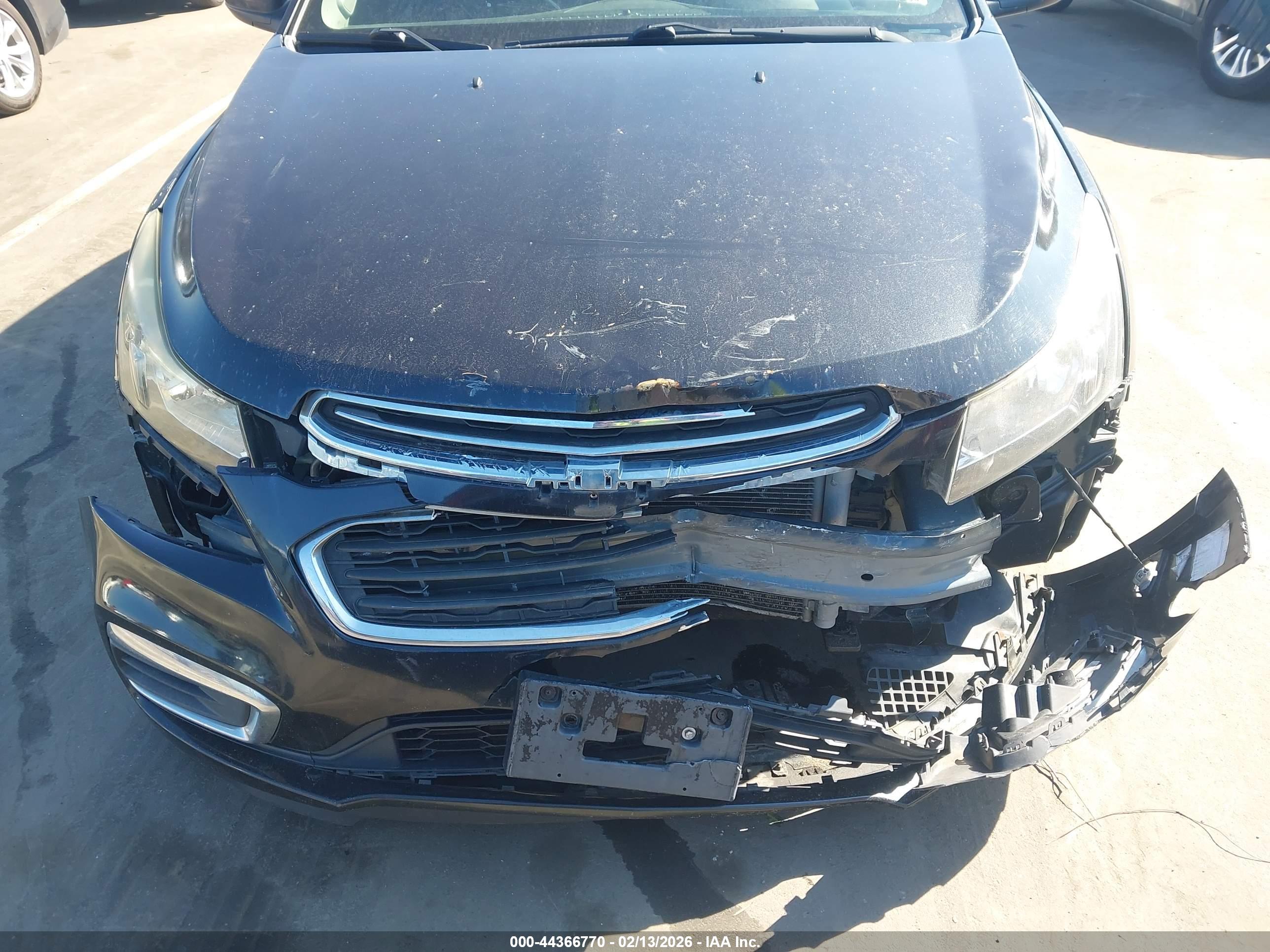 CHEVROLET CRUZE image 6