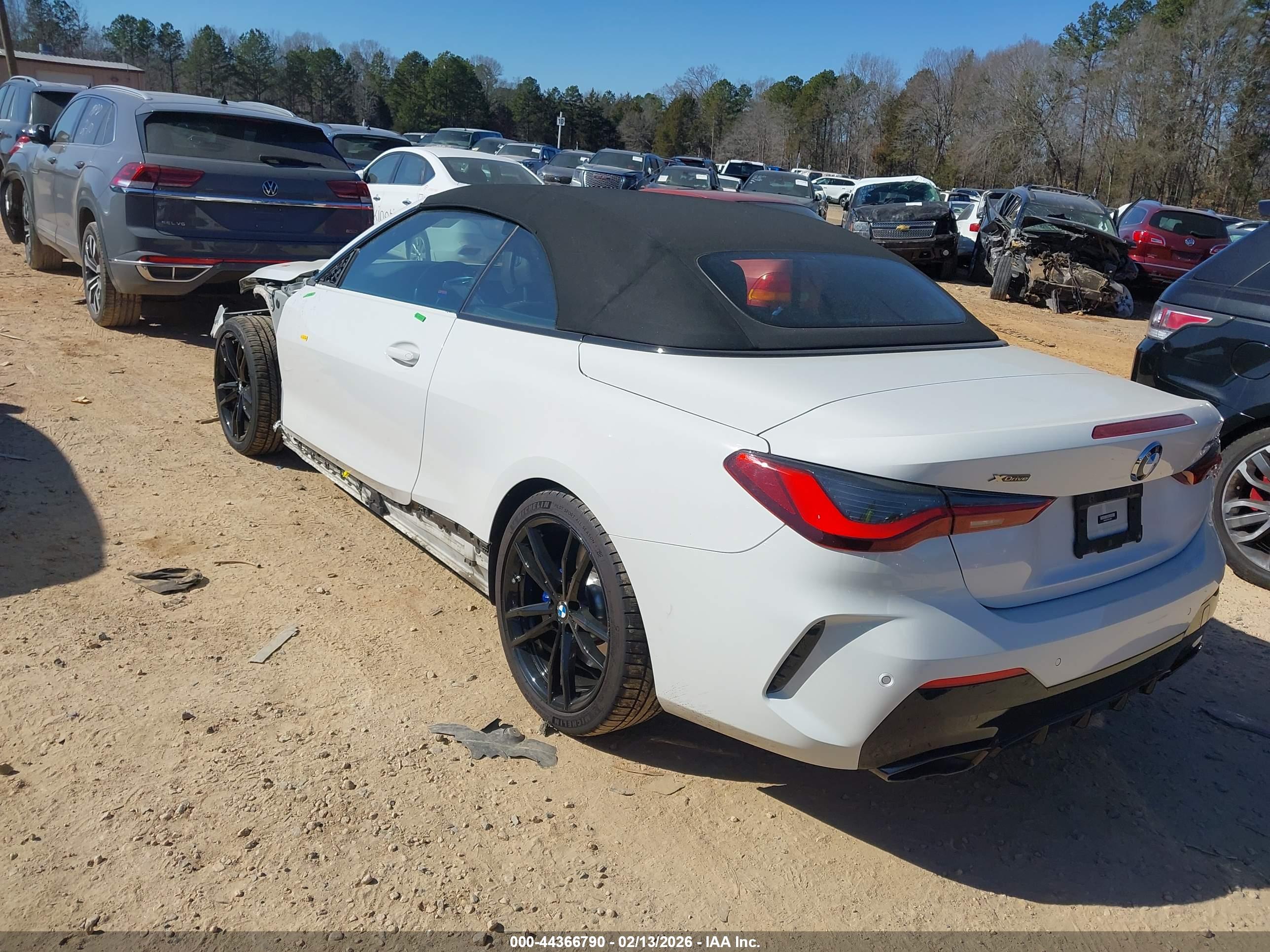 BMW M440I image 3