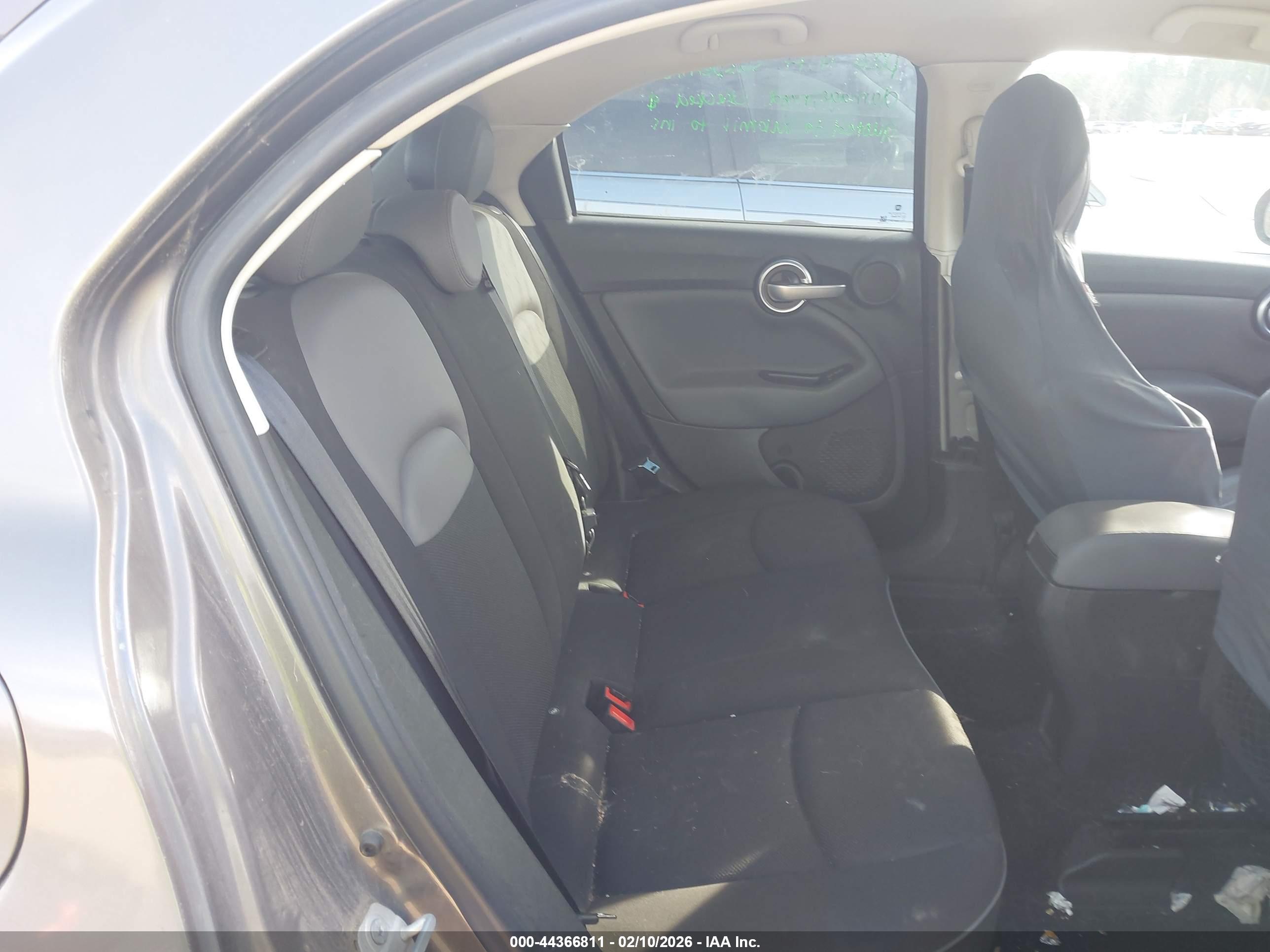 FIAT 500X image 8