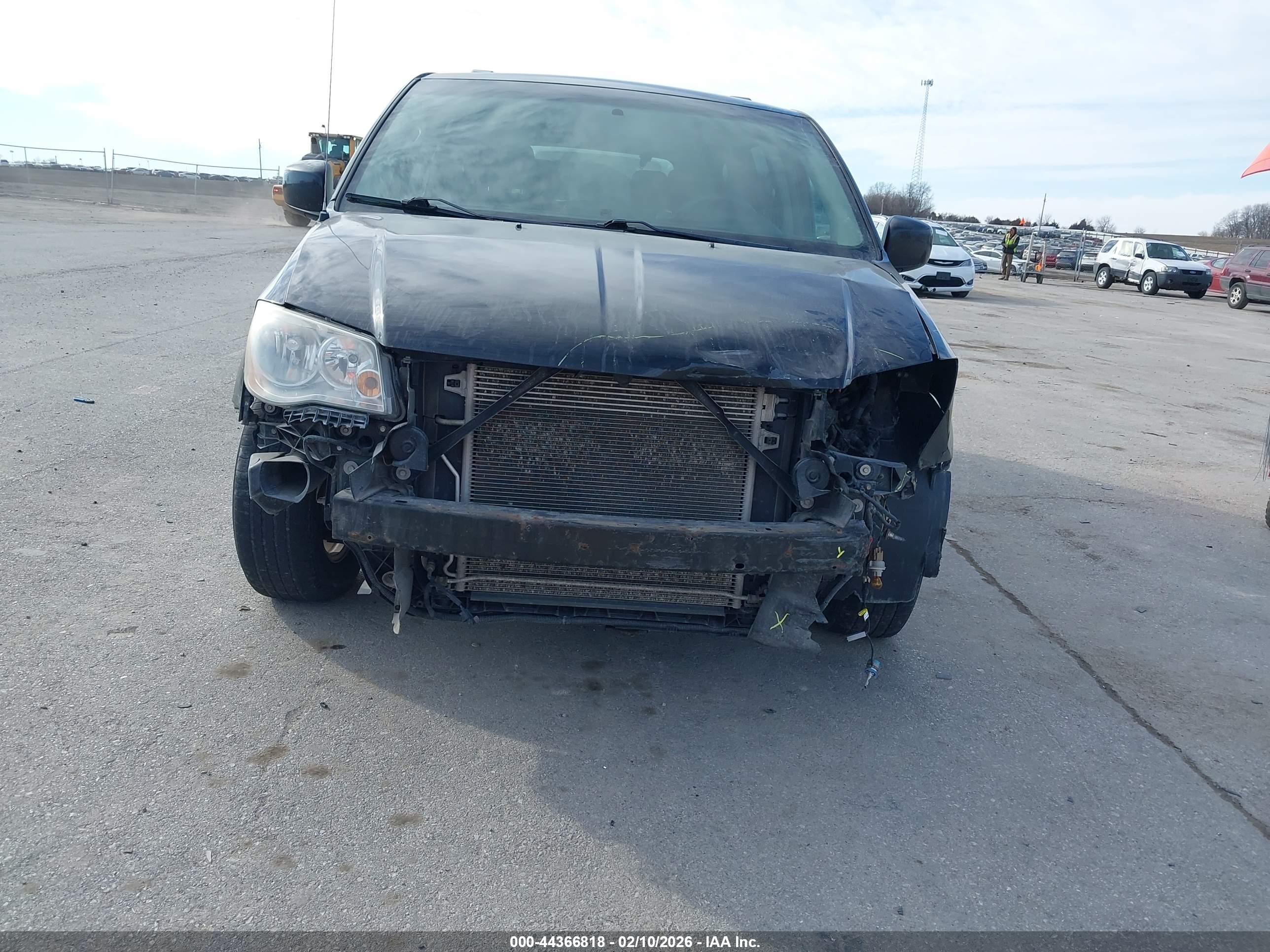 DODGE GRAND image 6