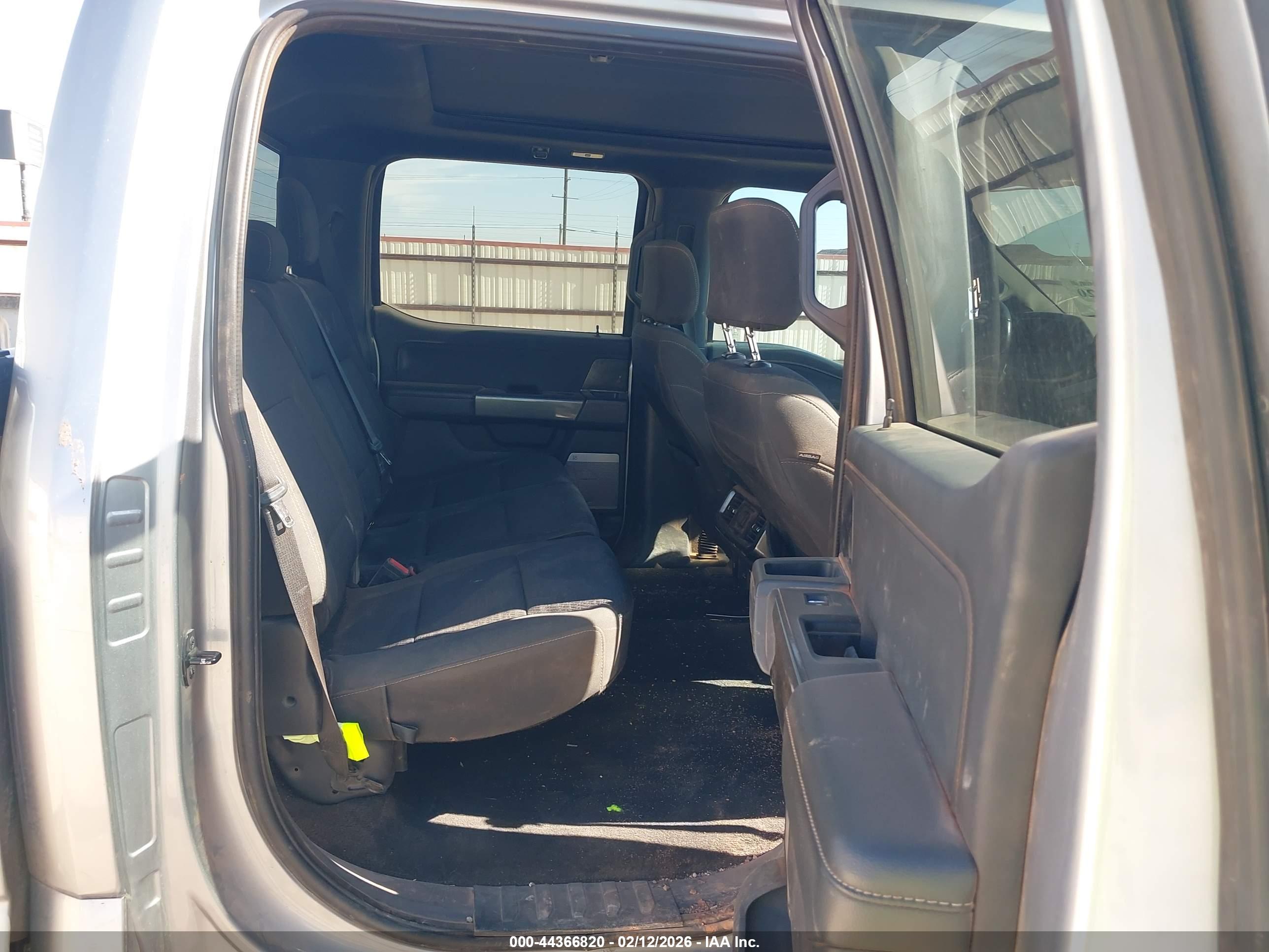 FORD F-150 image 8