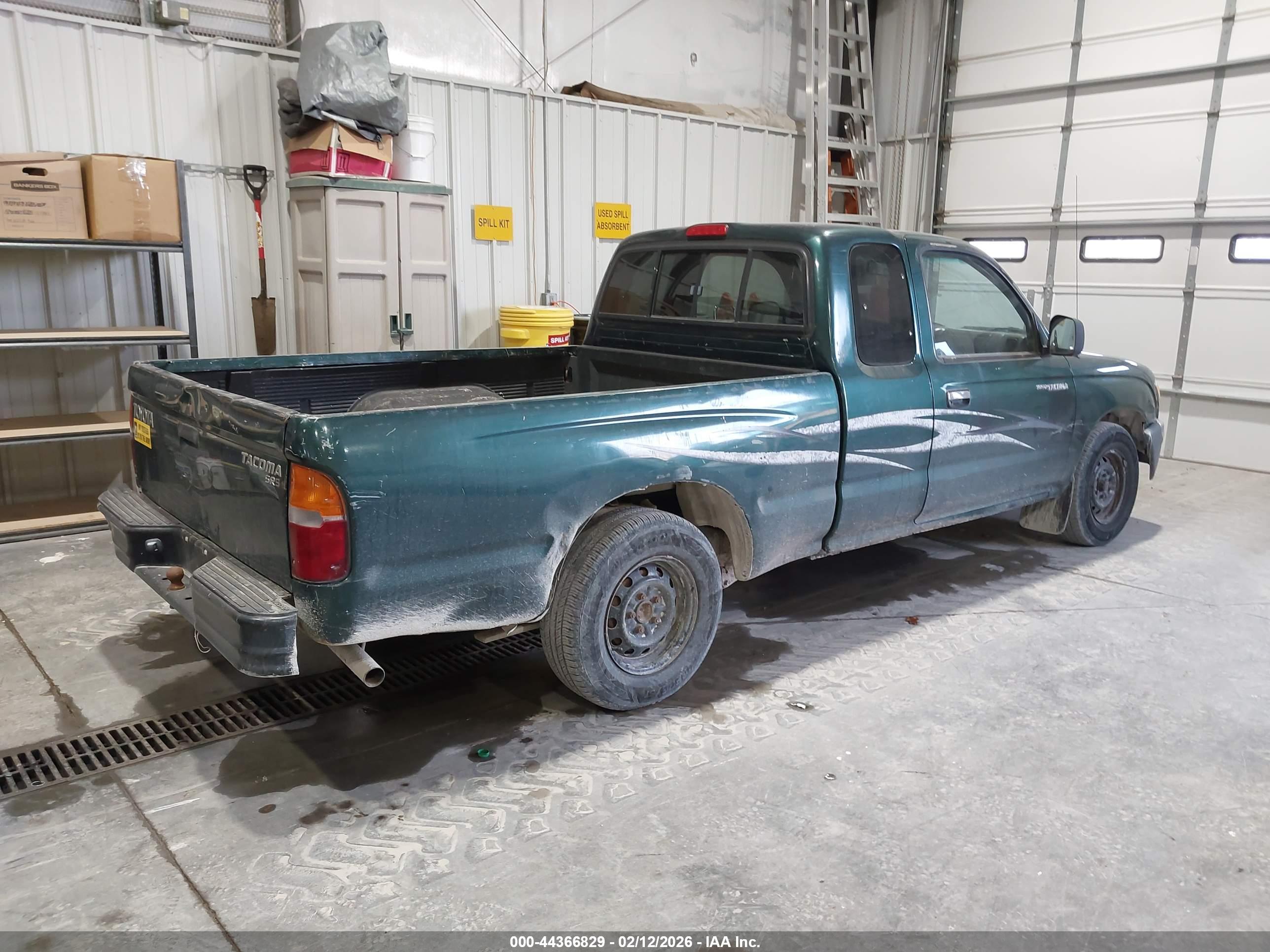 TOYOTA TACOMA image 4