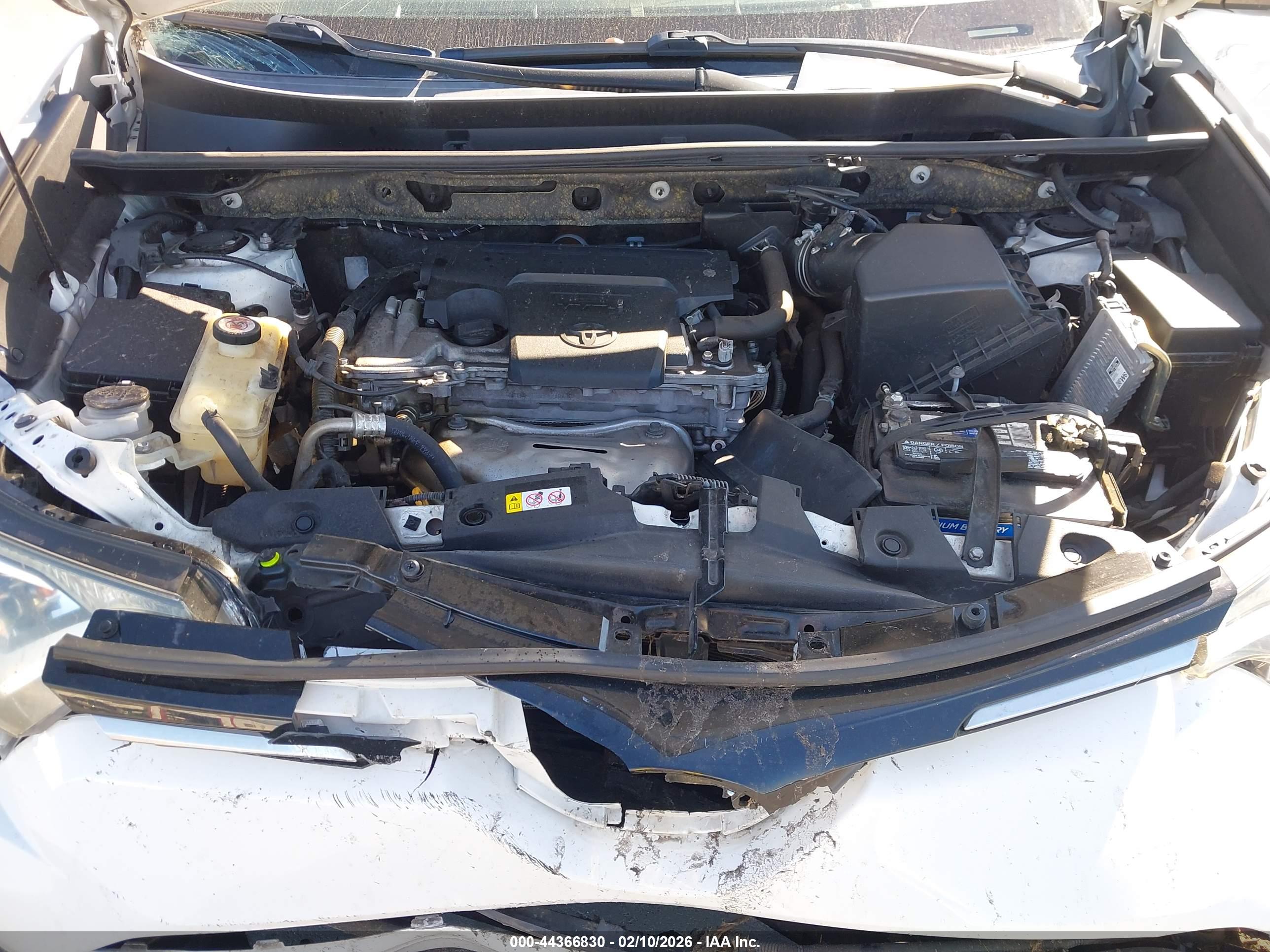 TOYOTA RAV4 image 10