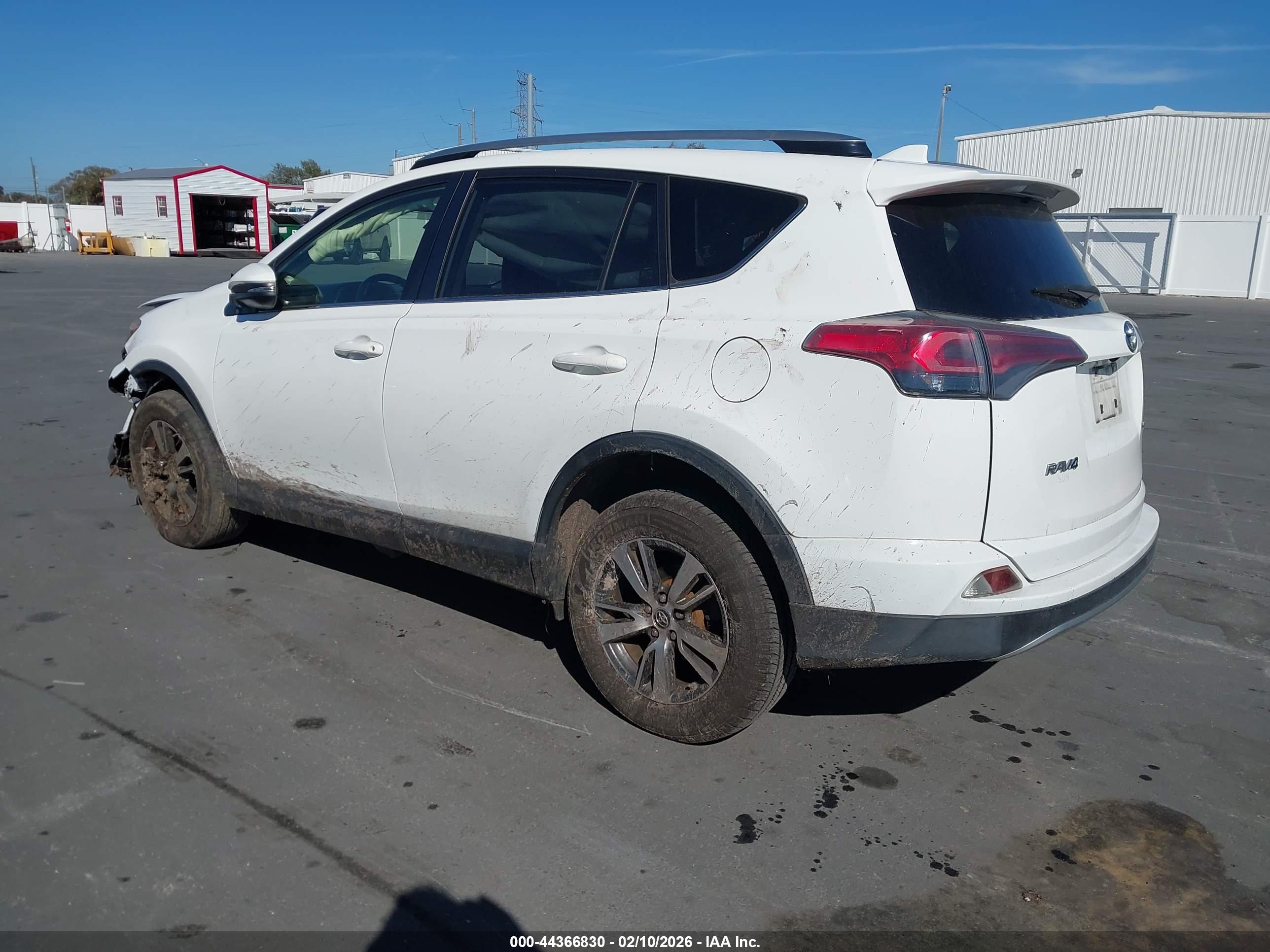 TOYOTA RAV4 image 3