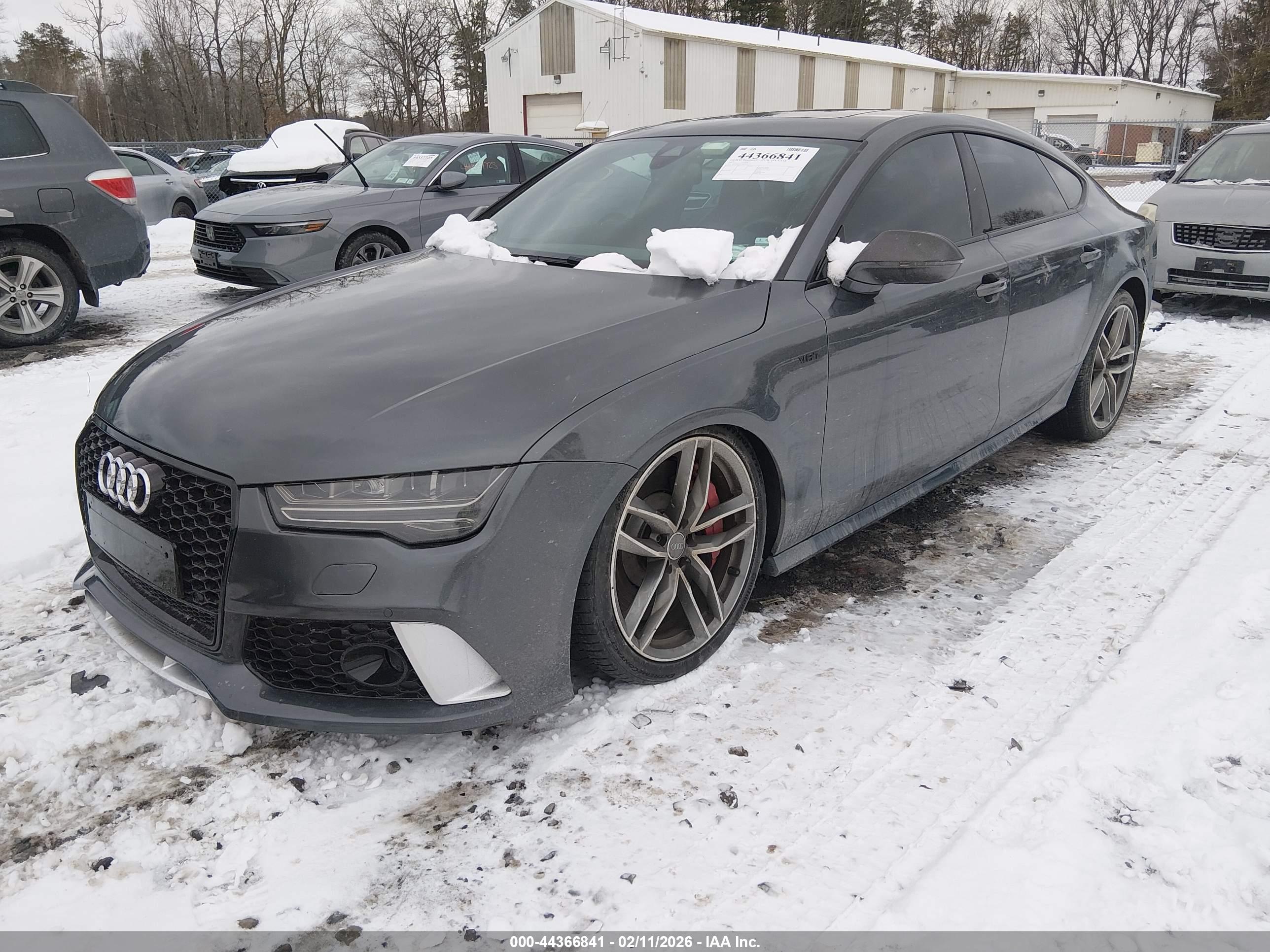 AUDI S7 image 2