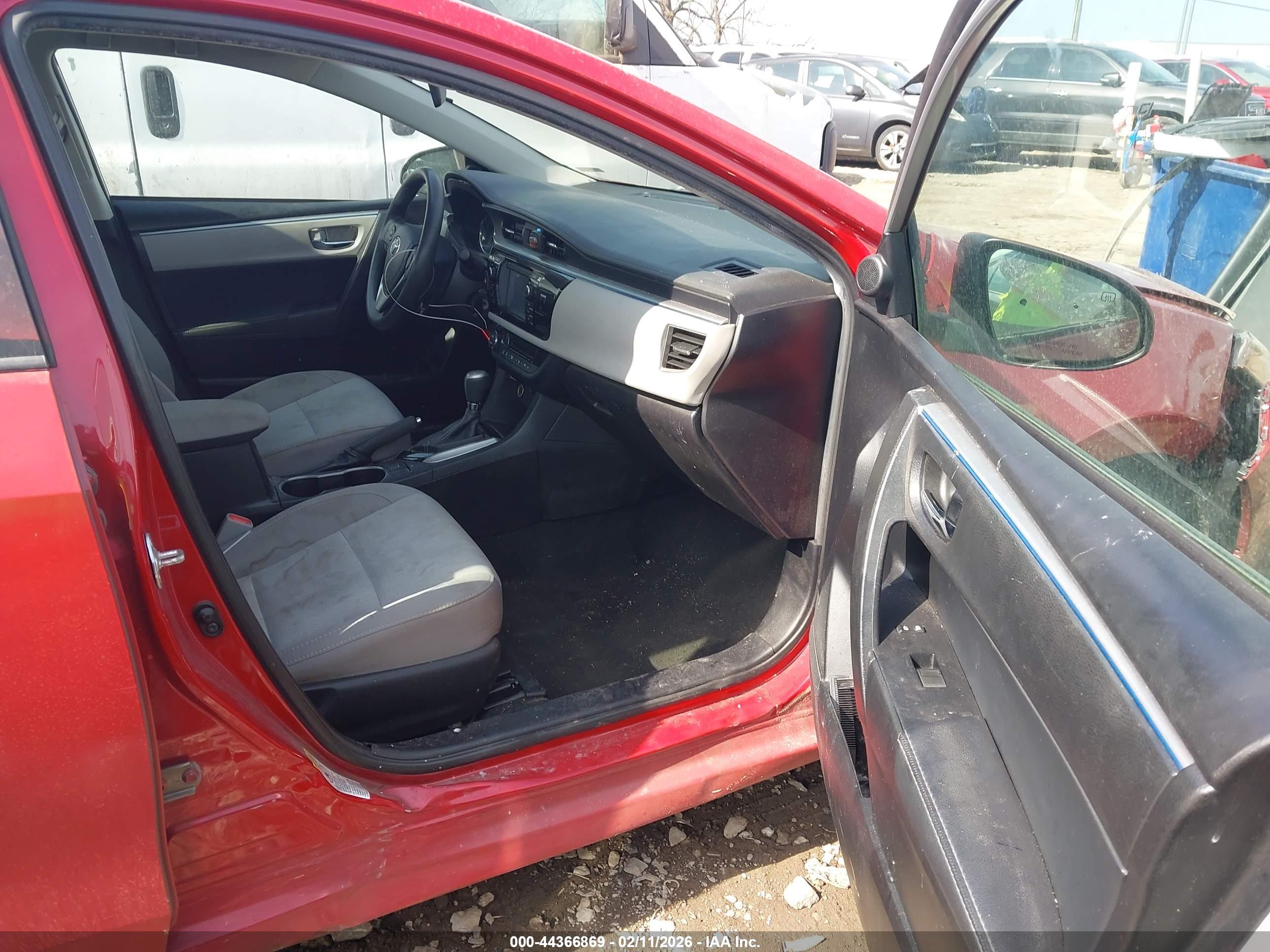 TOYOTA COROLLA image 5