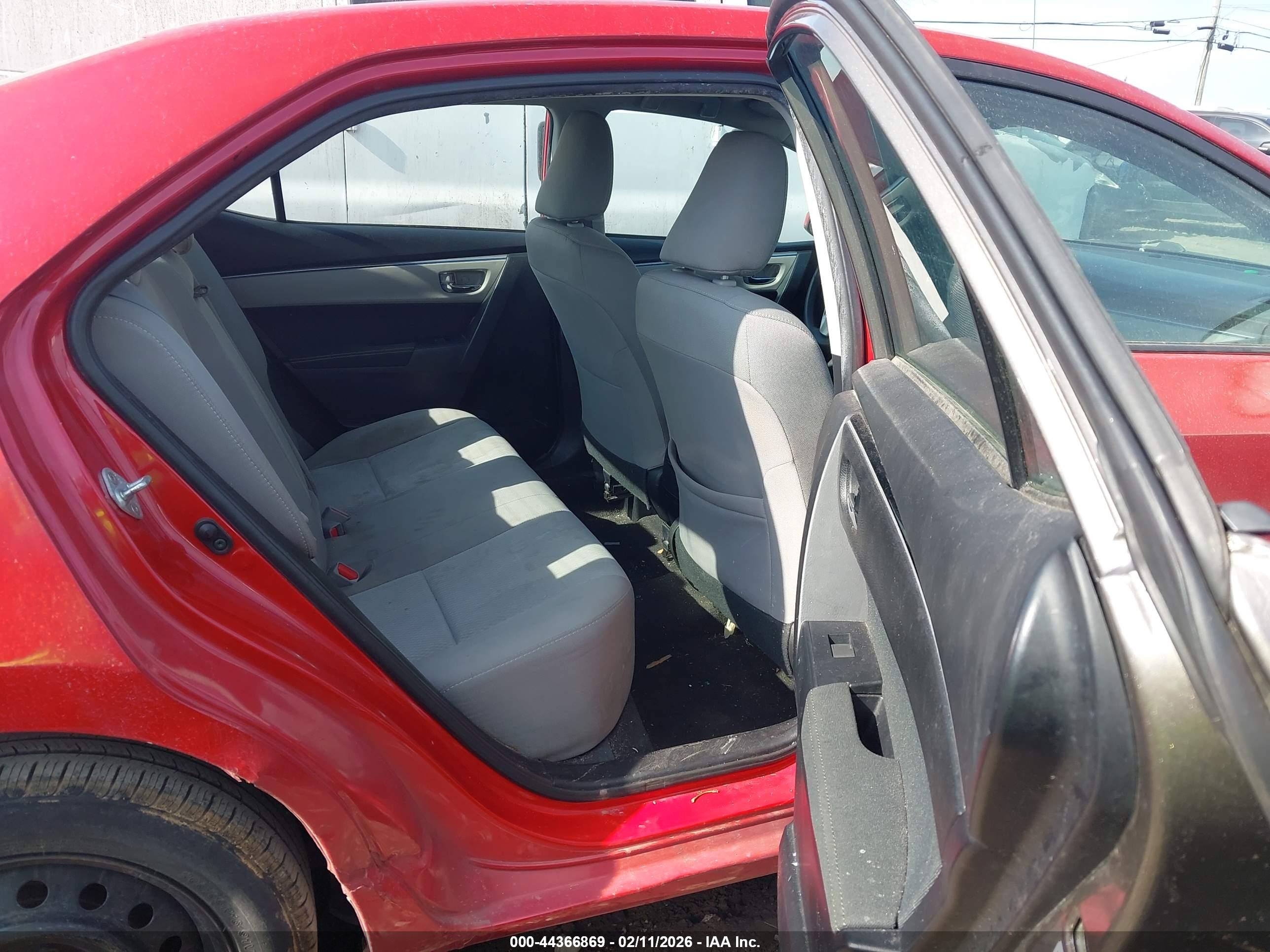 TOYOTA COROLLA image 8