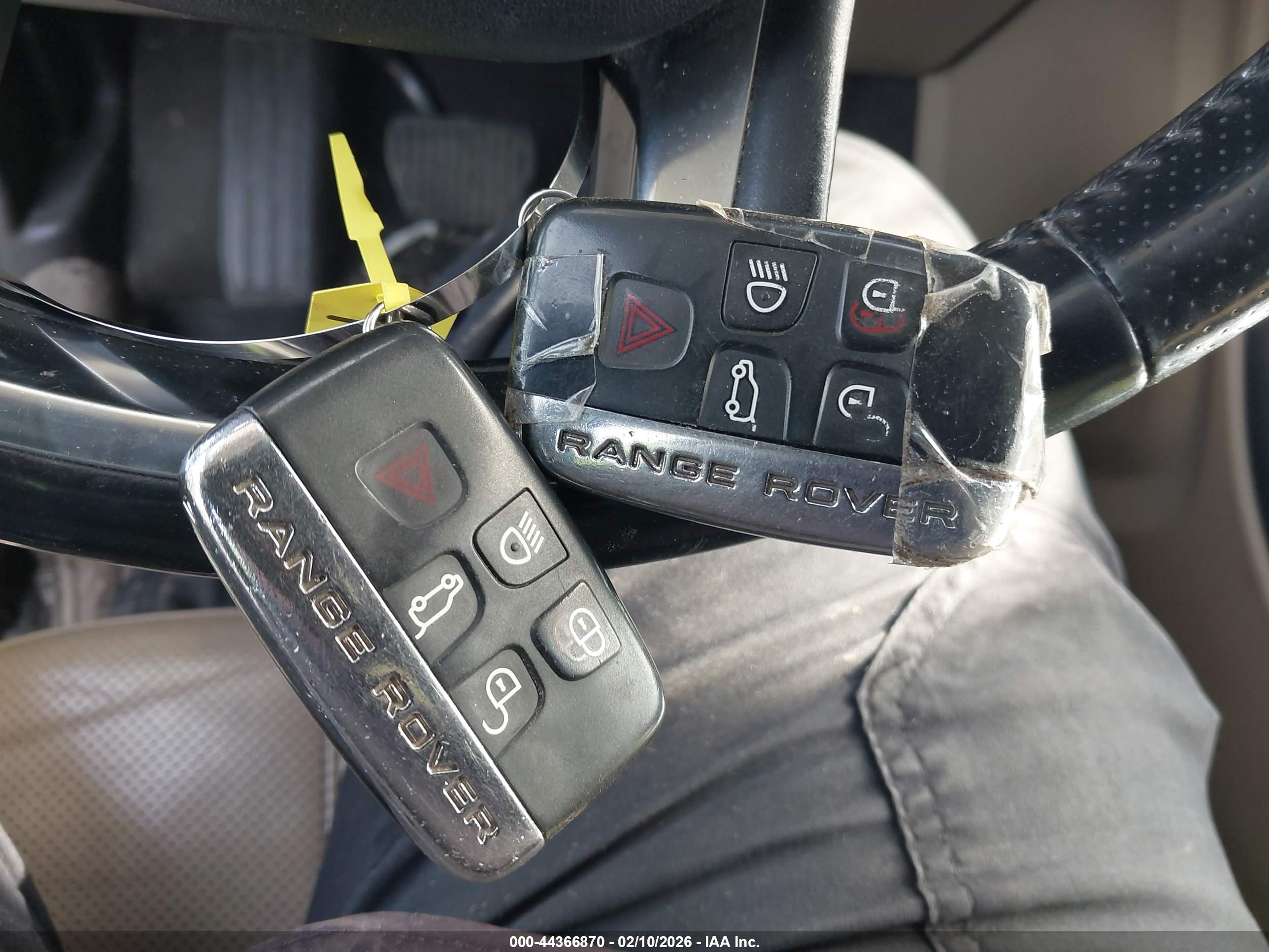 LAND ROVER image 11