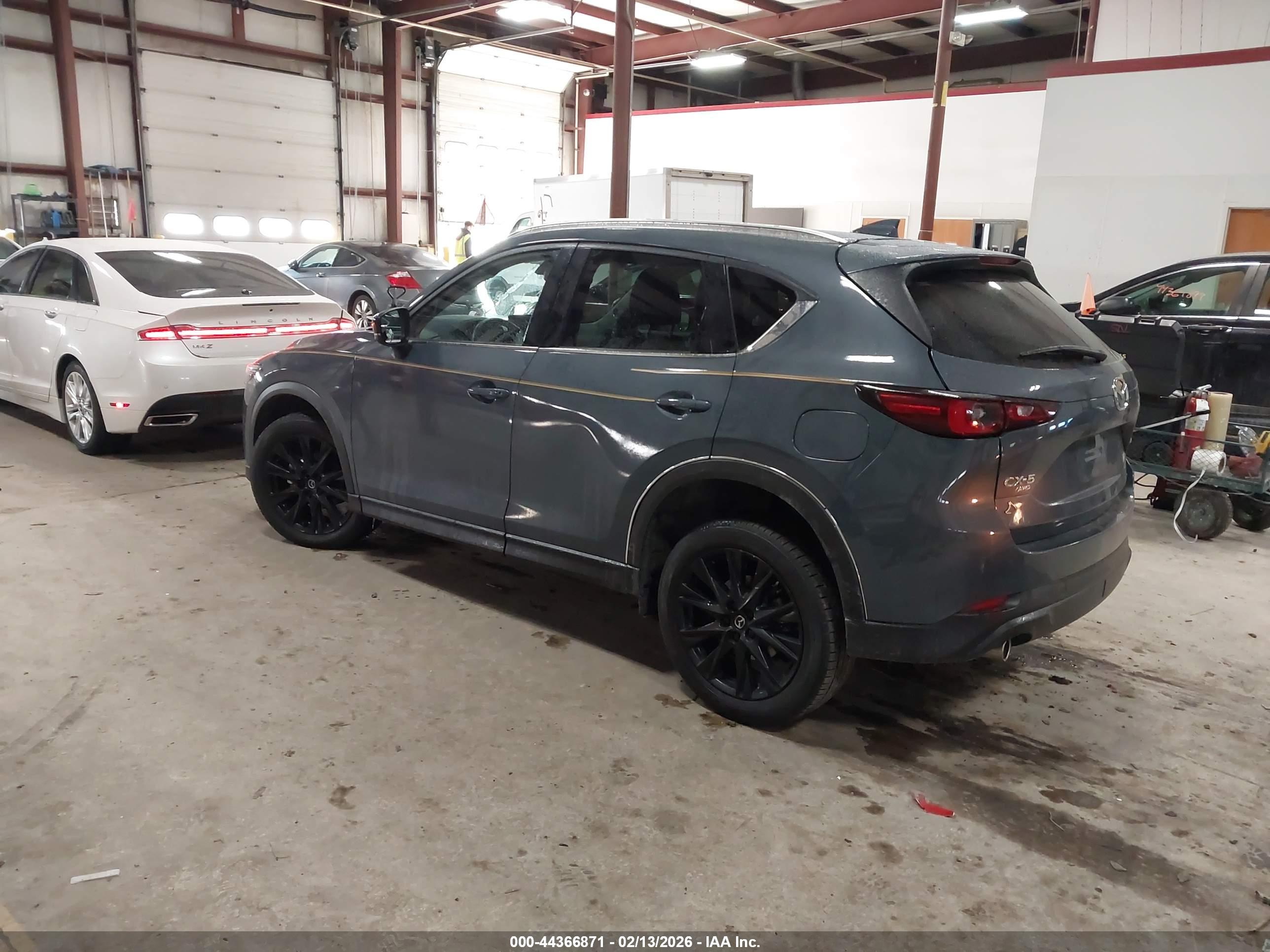 MAZDA CX-5 image 3