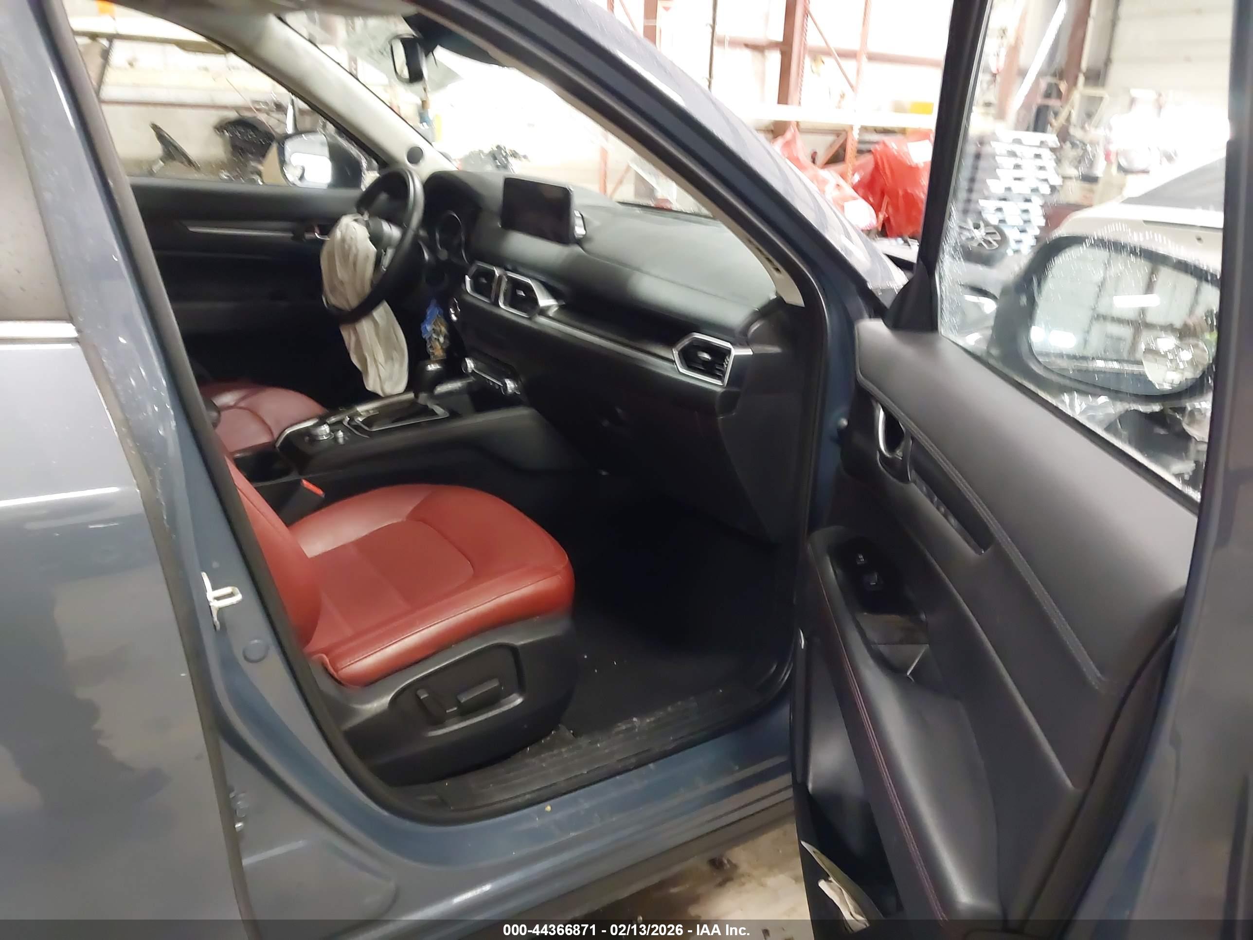MAZDA CX-5 image 5