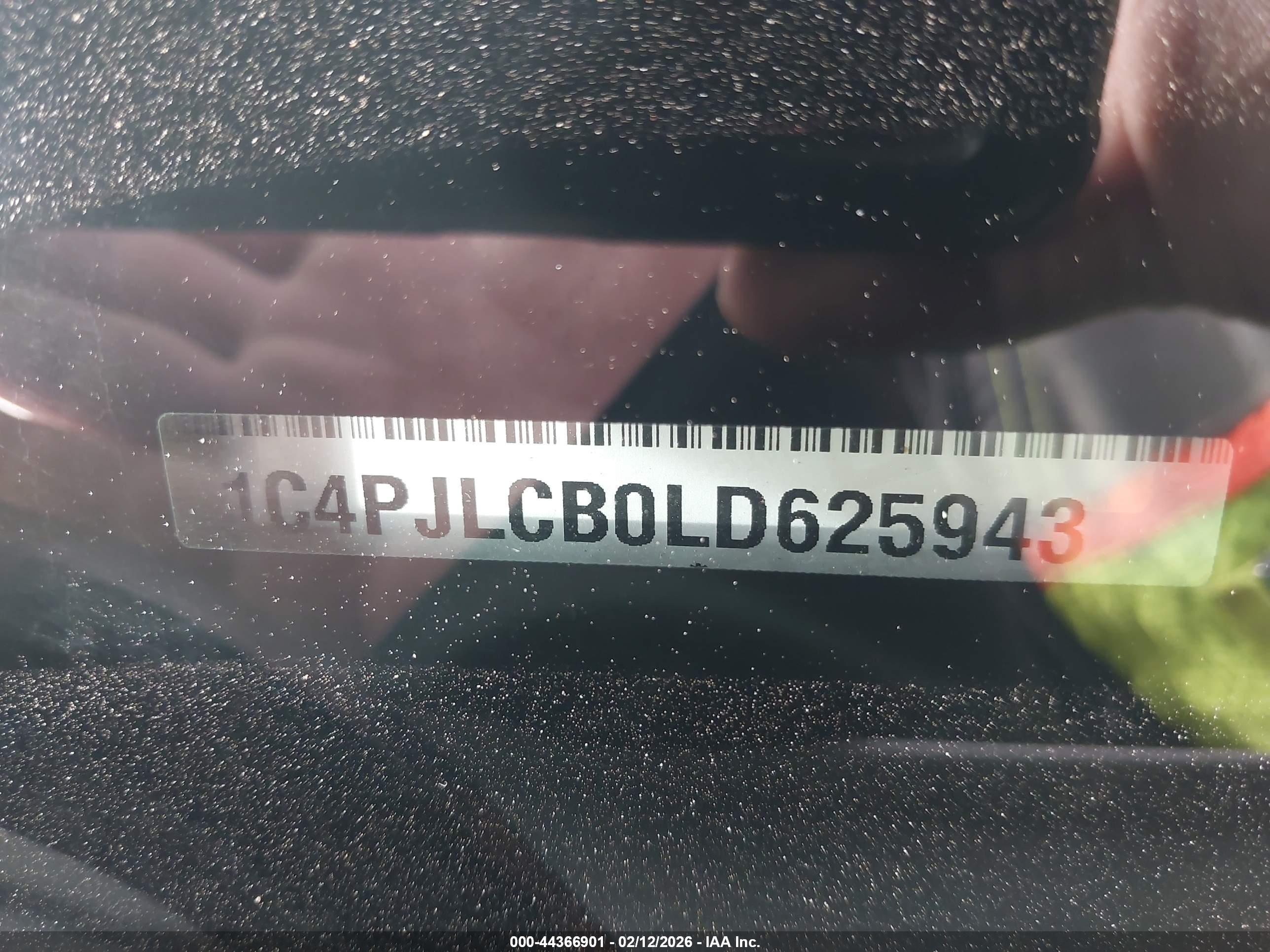 JEEP CHEROKEE image 9
