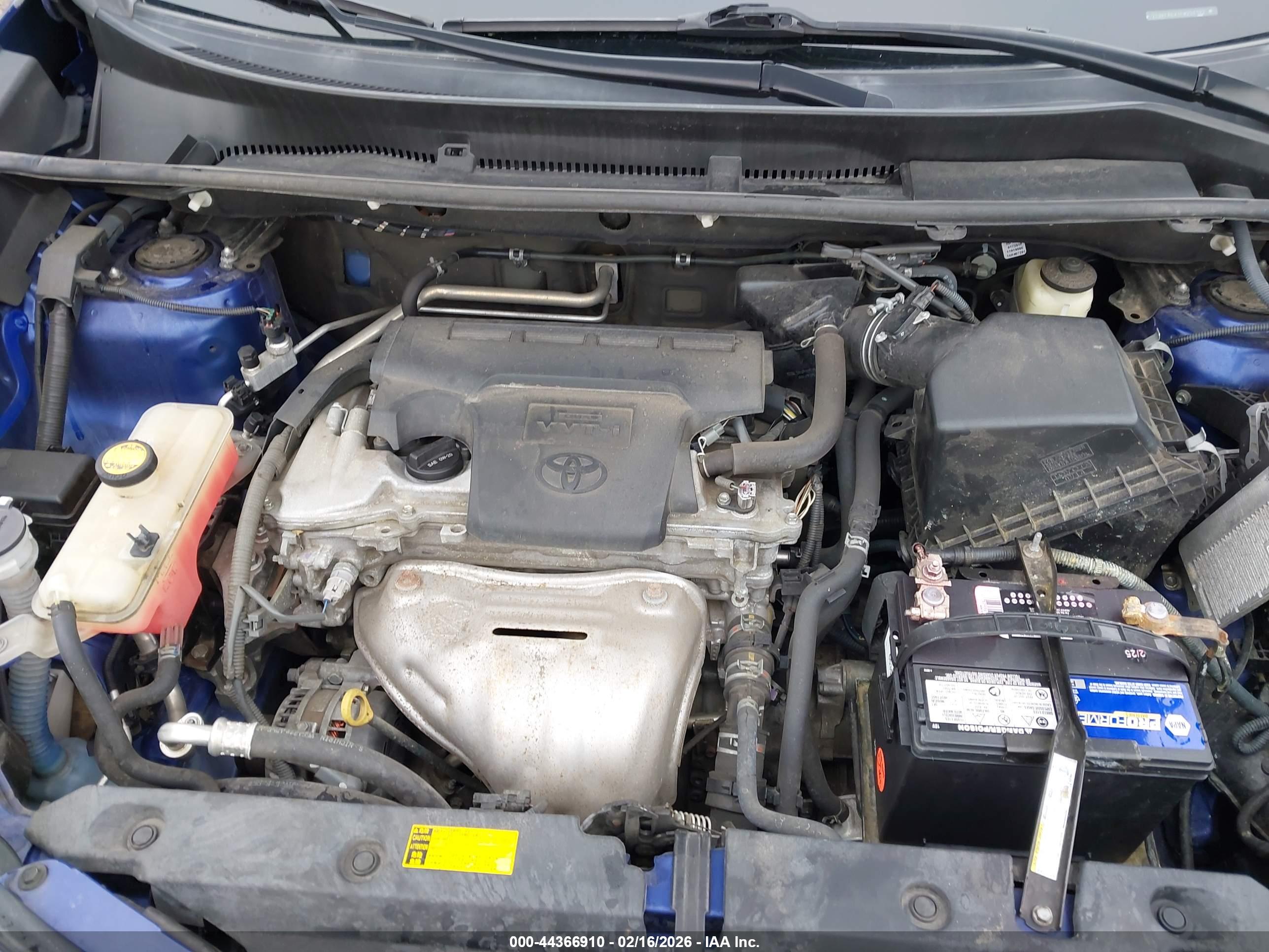 TOYOTA RAV4 image 10