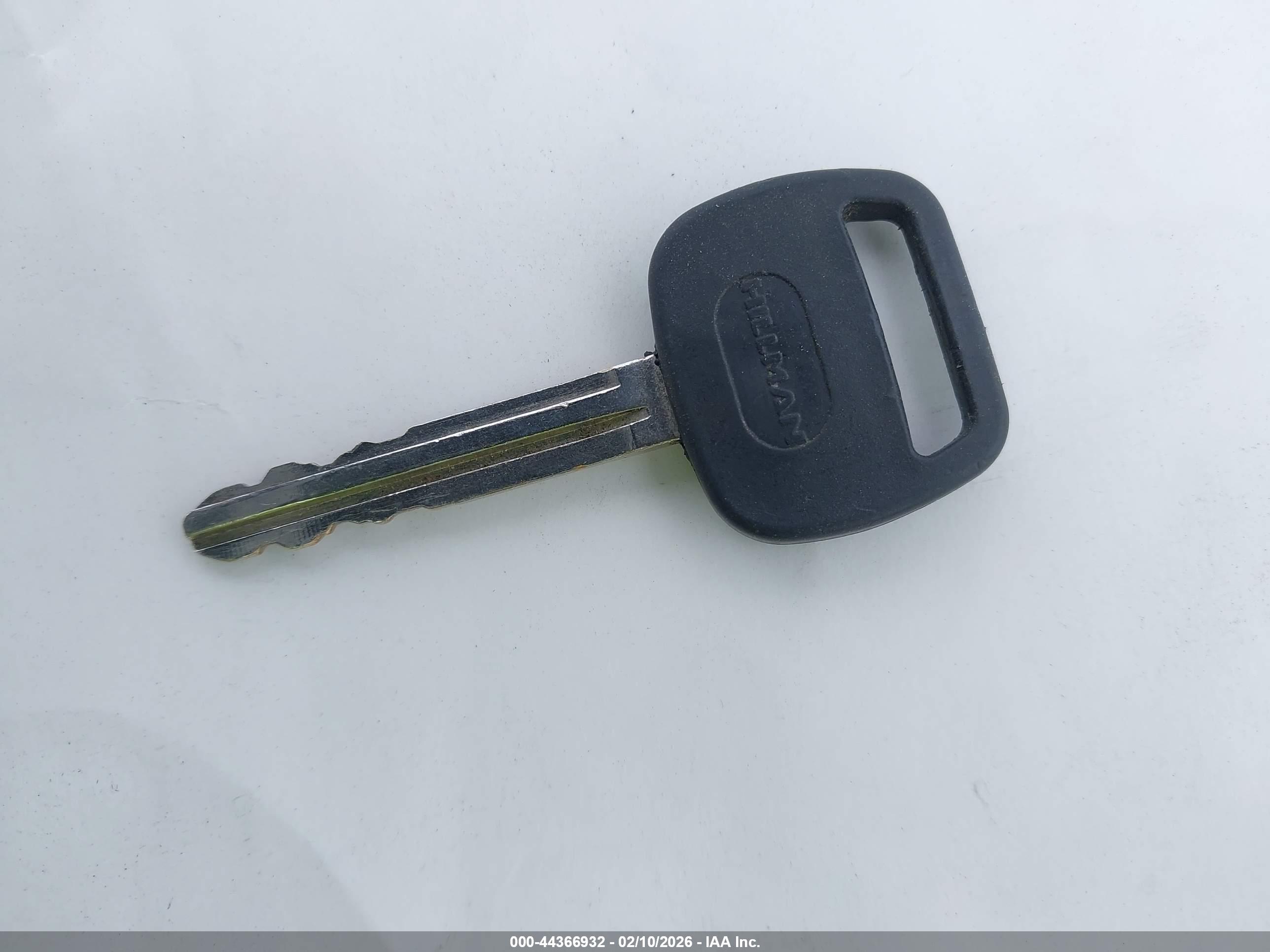 TOYOTA YARIS image 11