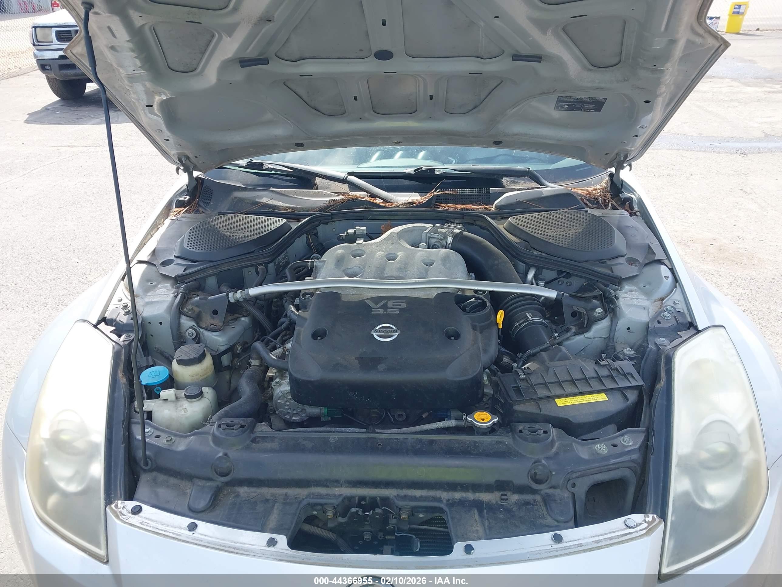 NISSAN 350Z image 10