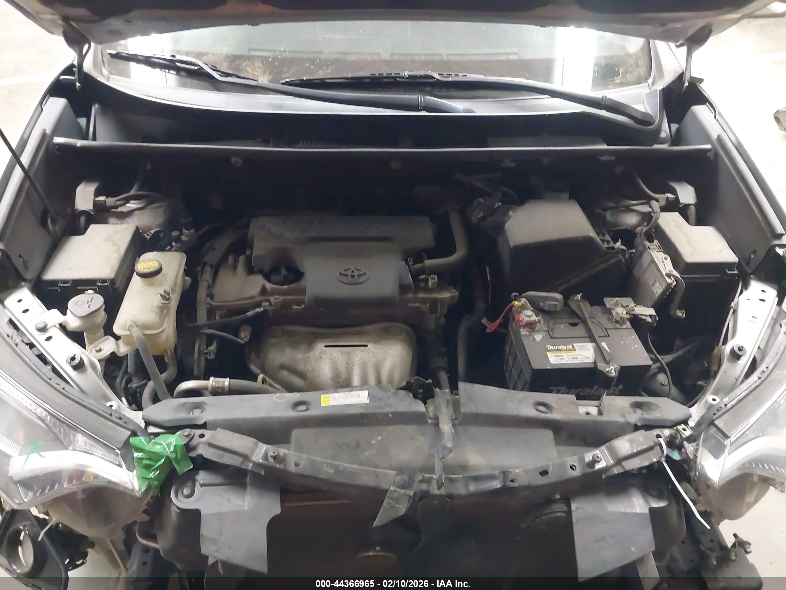 TOYOTA RAV4 image 10