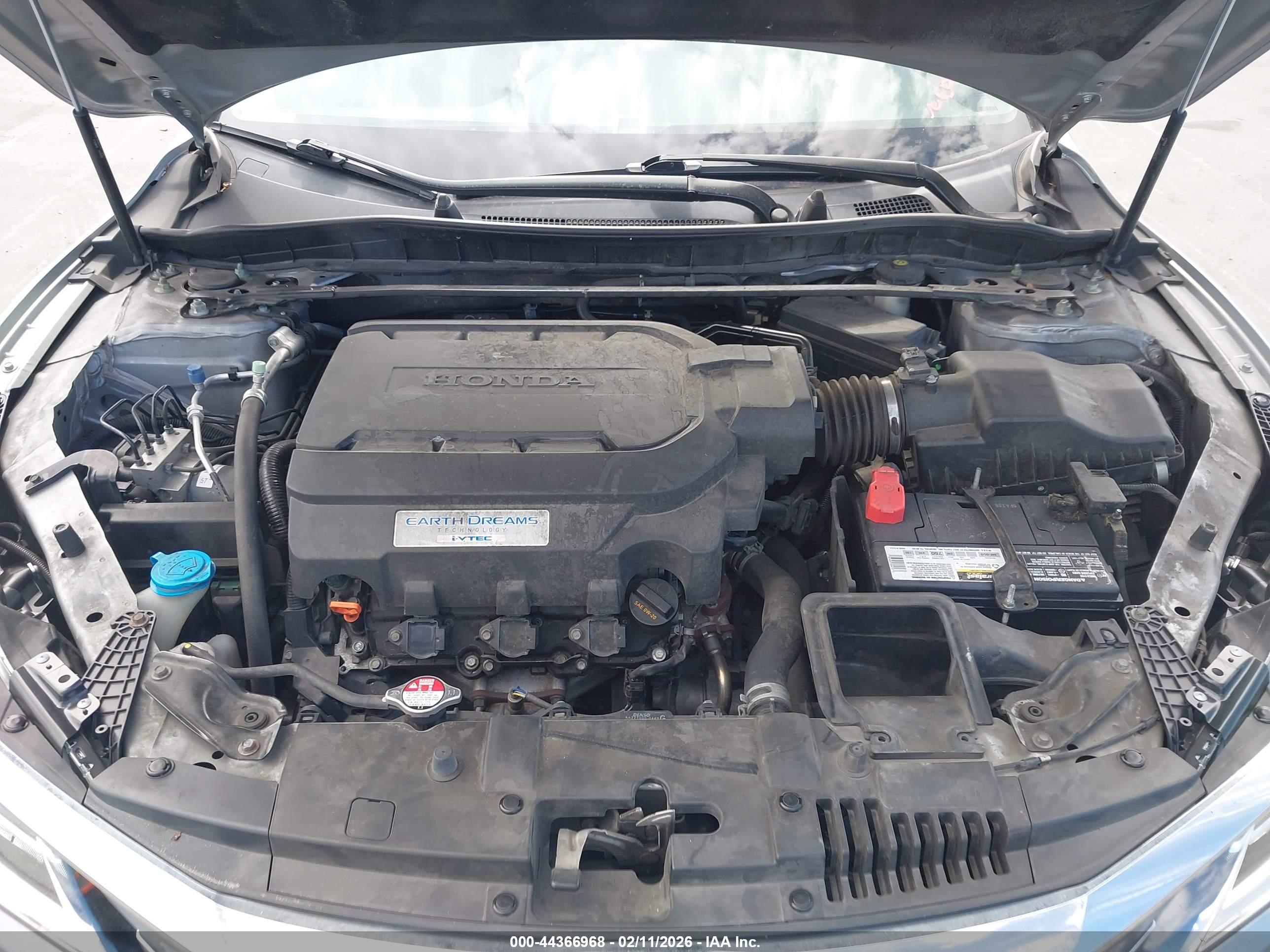 HONDA ACCORD image 10