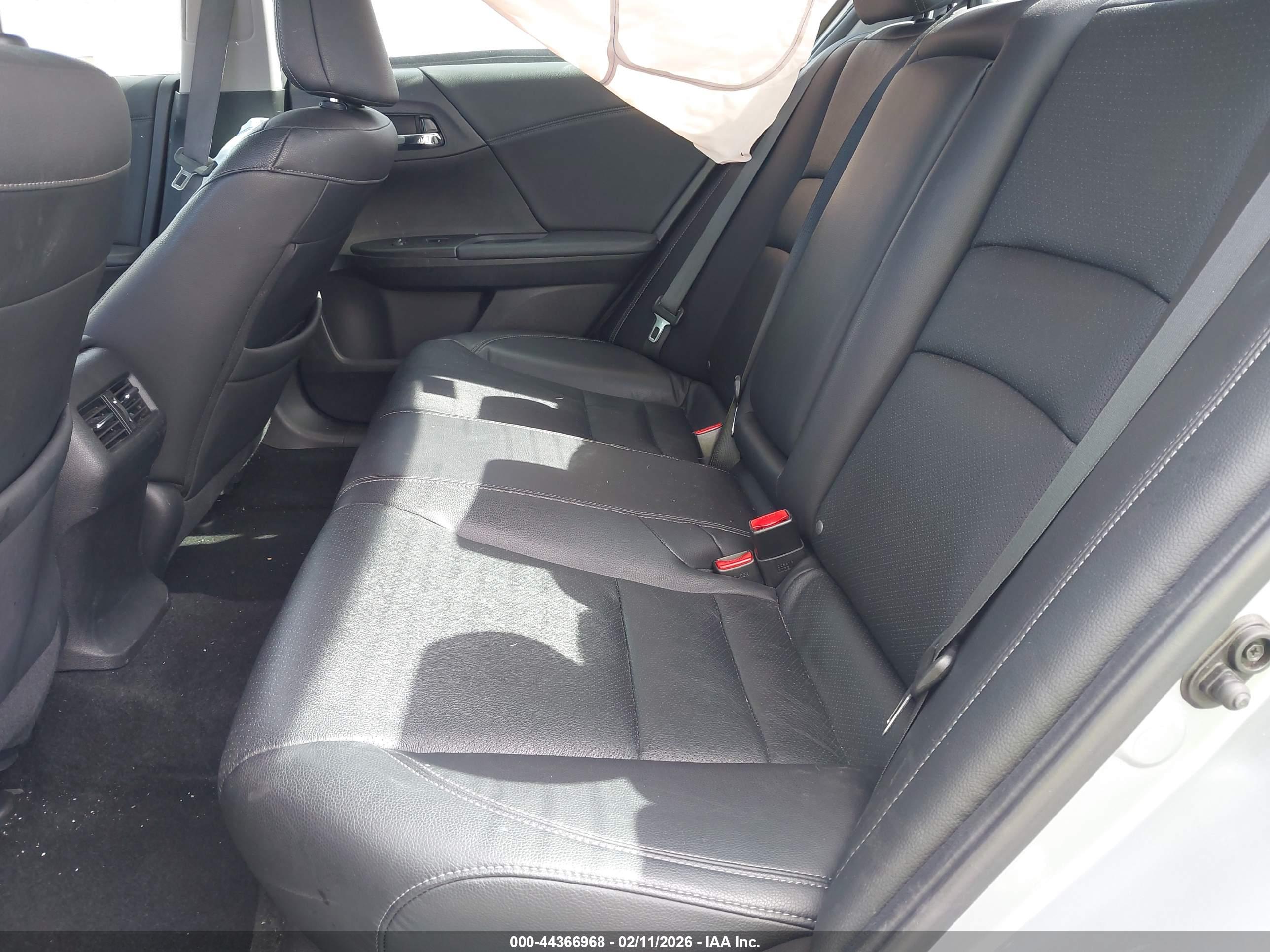 HONDA ACCORD image 8
