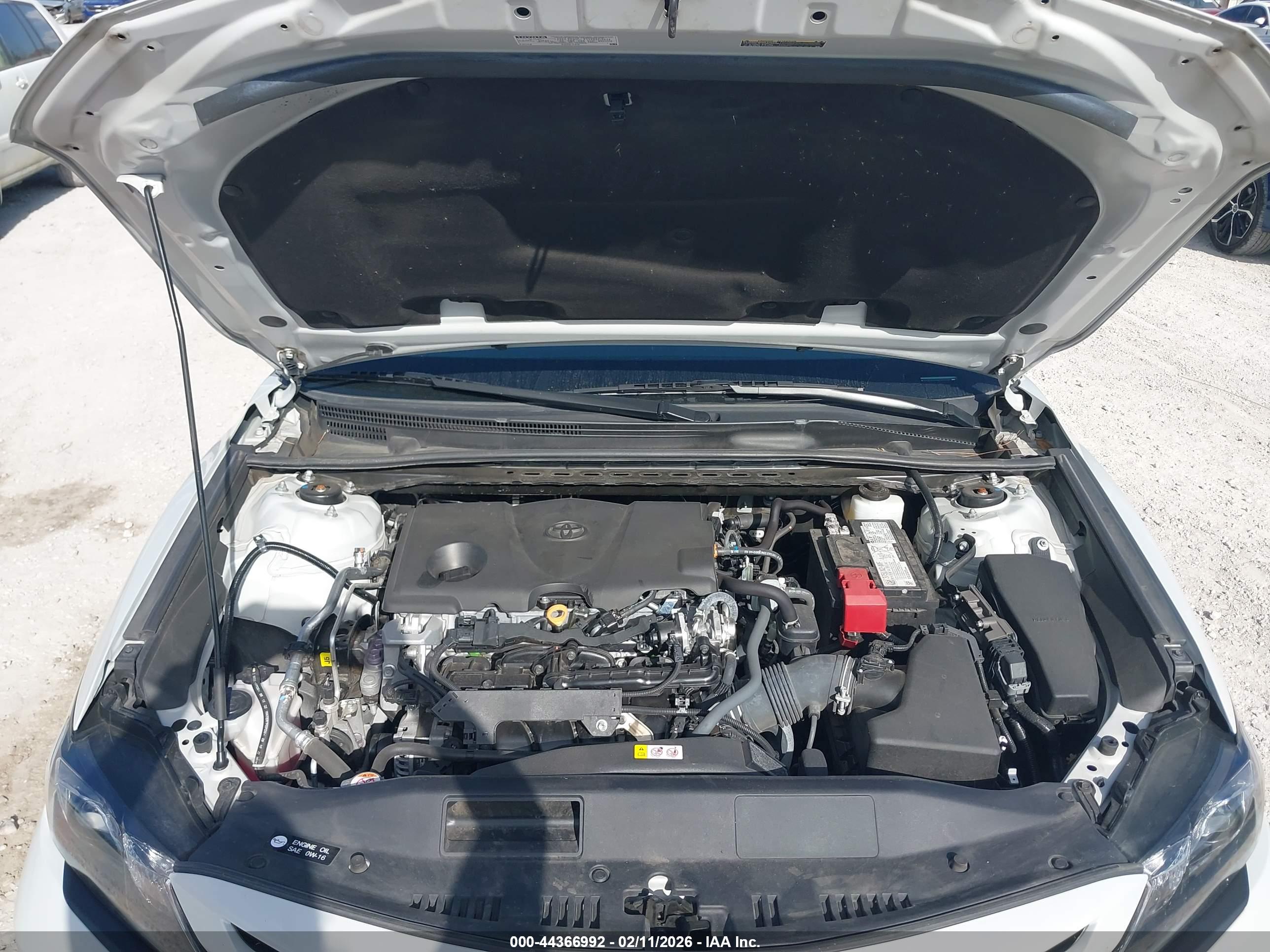 TOYOTA CAMRY image 10