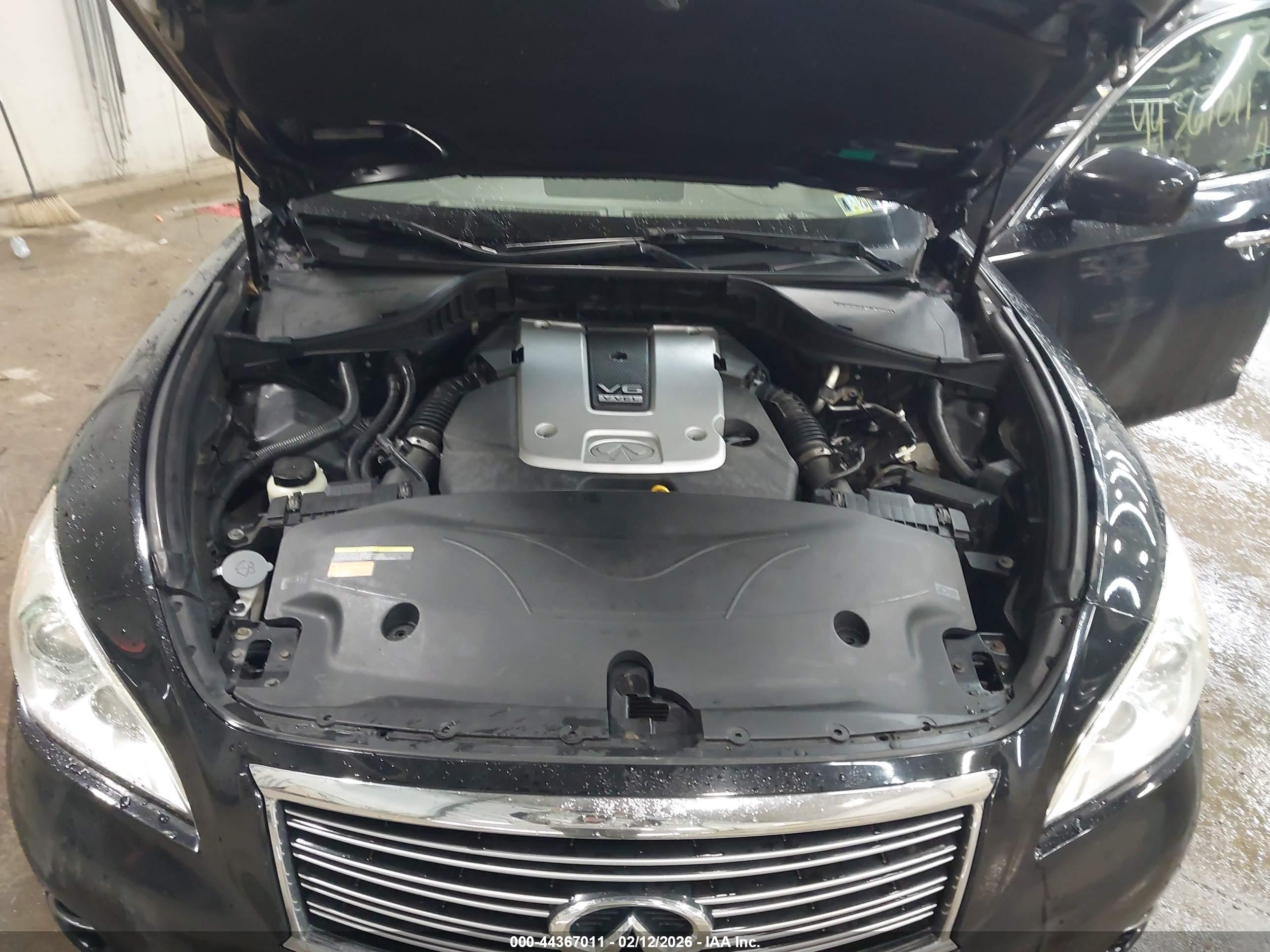 INFINITI M37X image 10