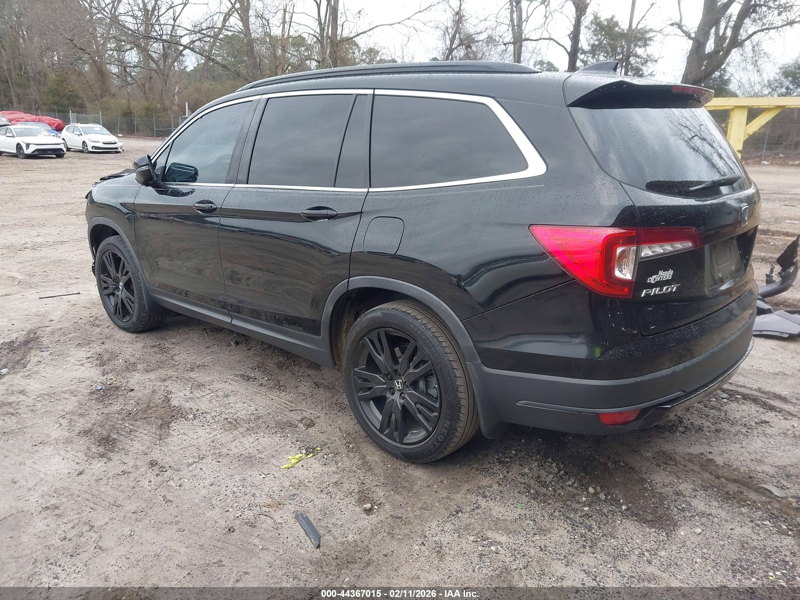 HONDA PILOT image 3