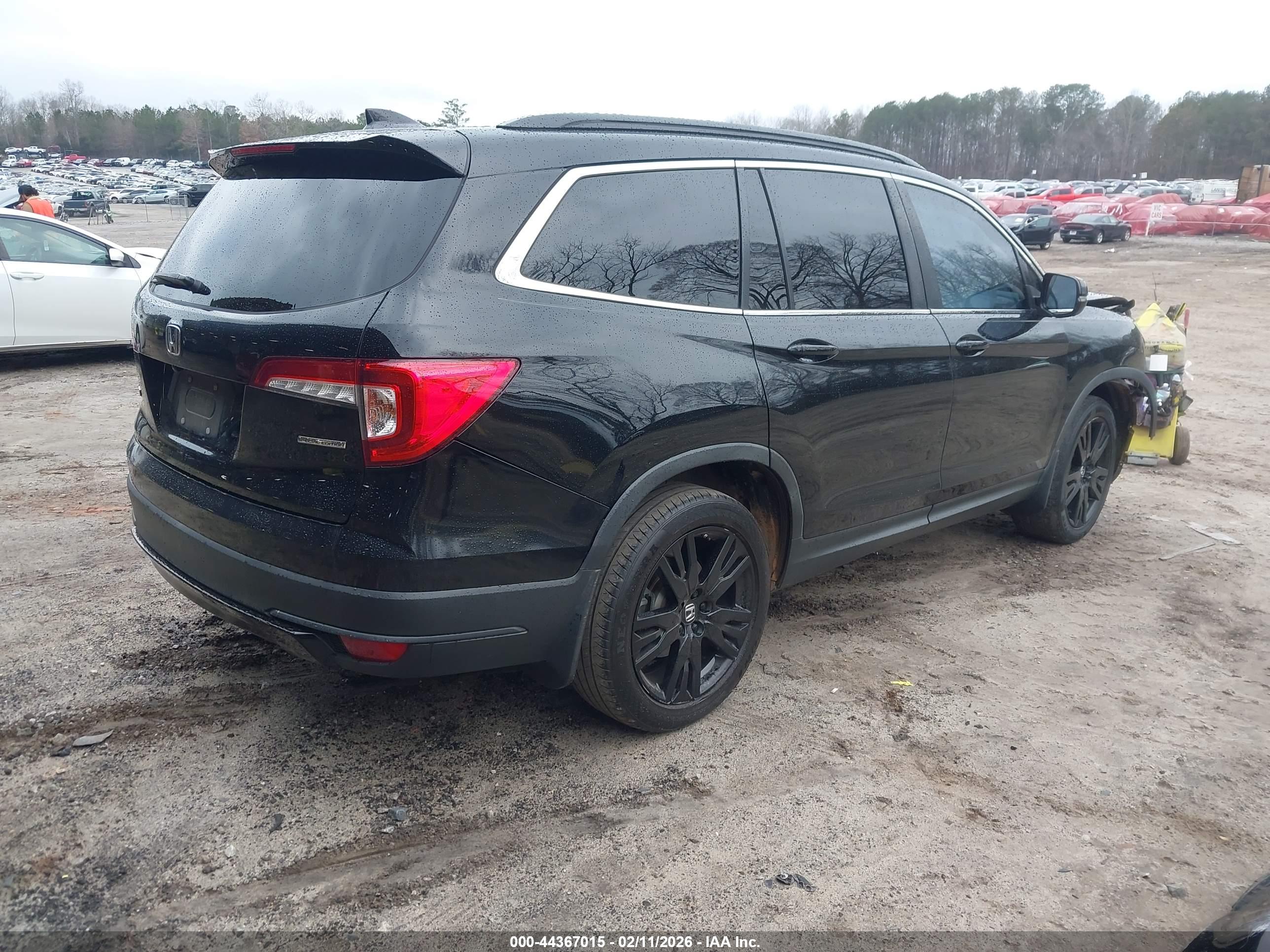 HONDA PILOT image 4