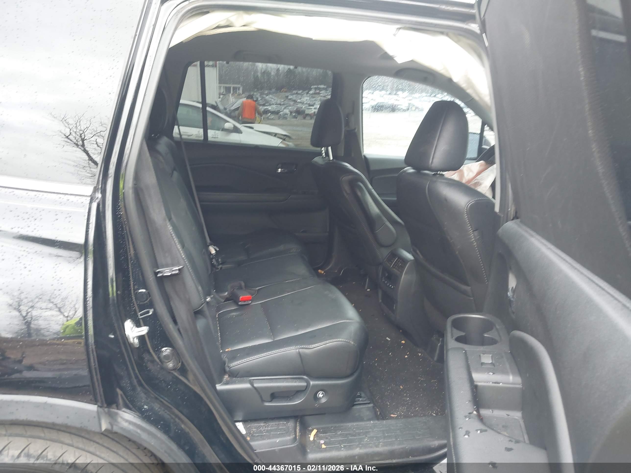 HONDA PILOT image 8