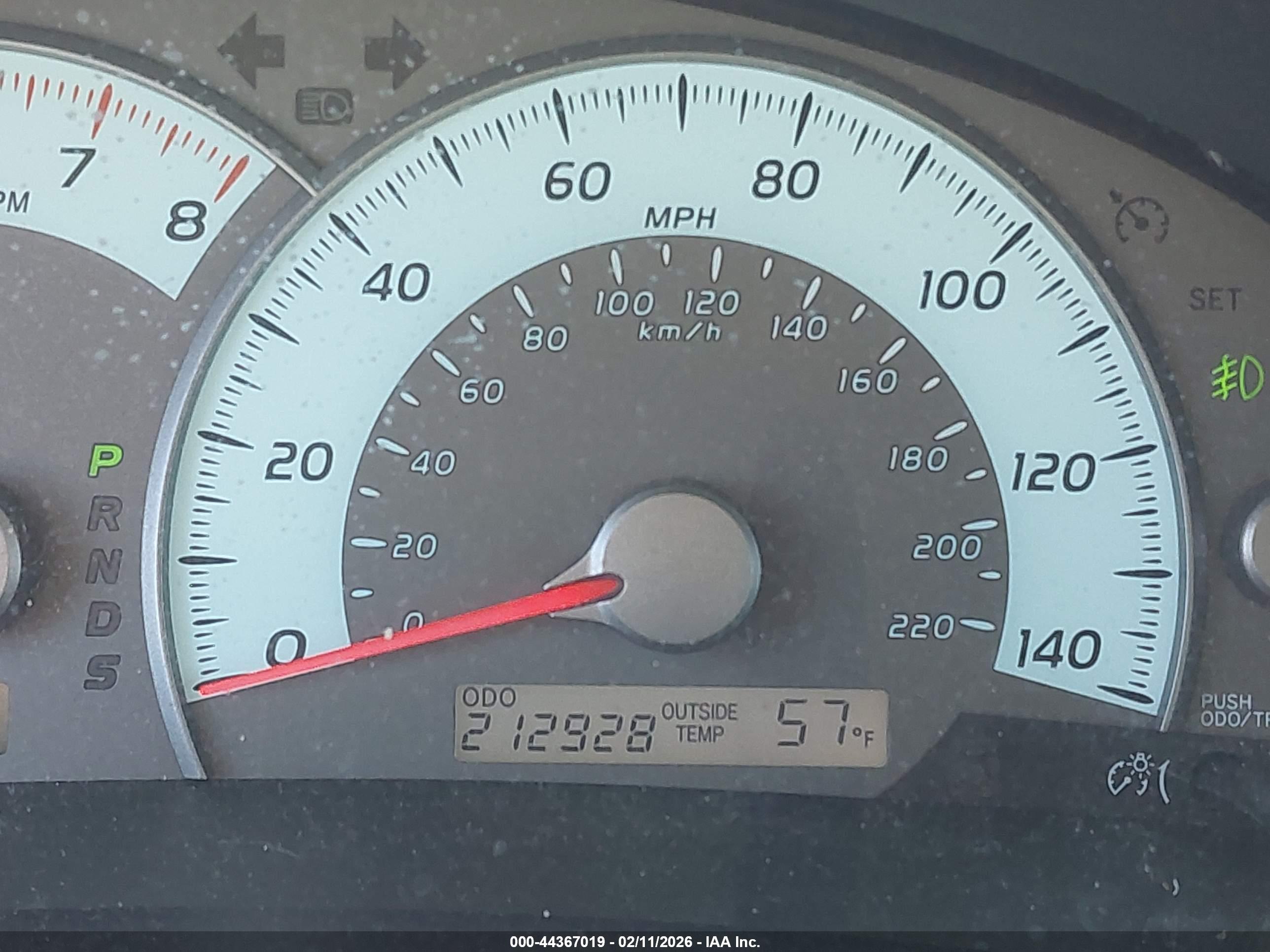 TOYOTA CAMRY image 7