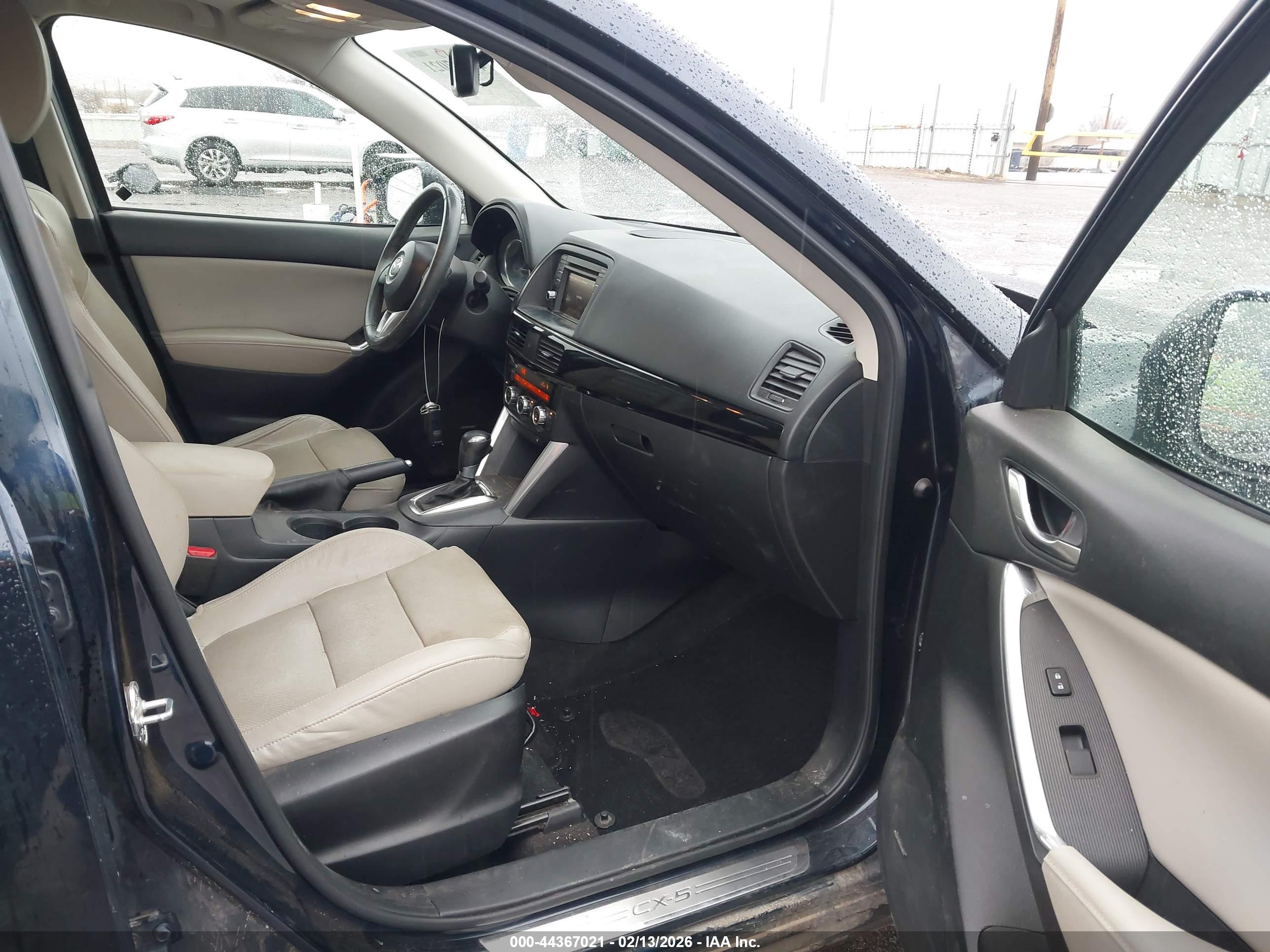 MAZDA CX-5 image 5