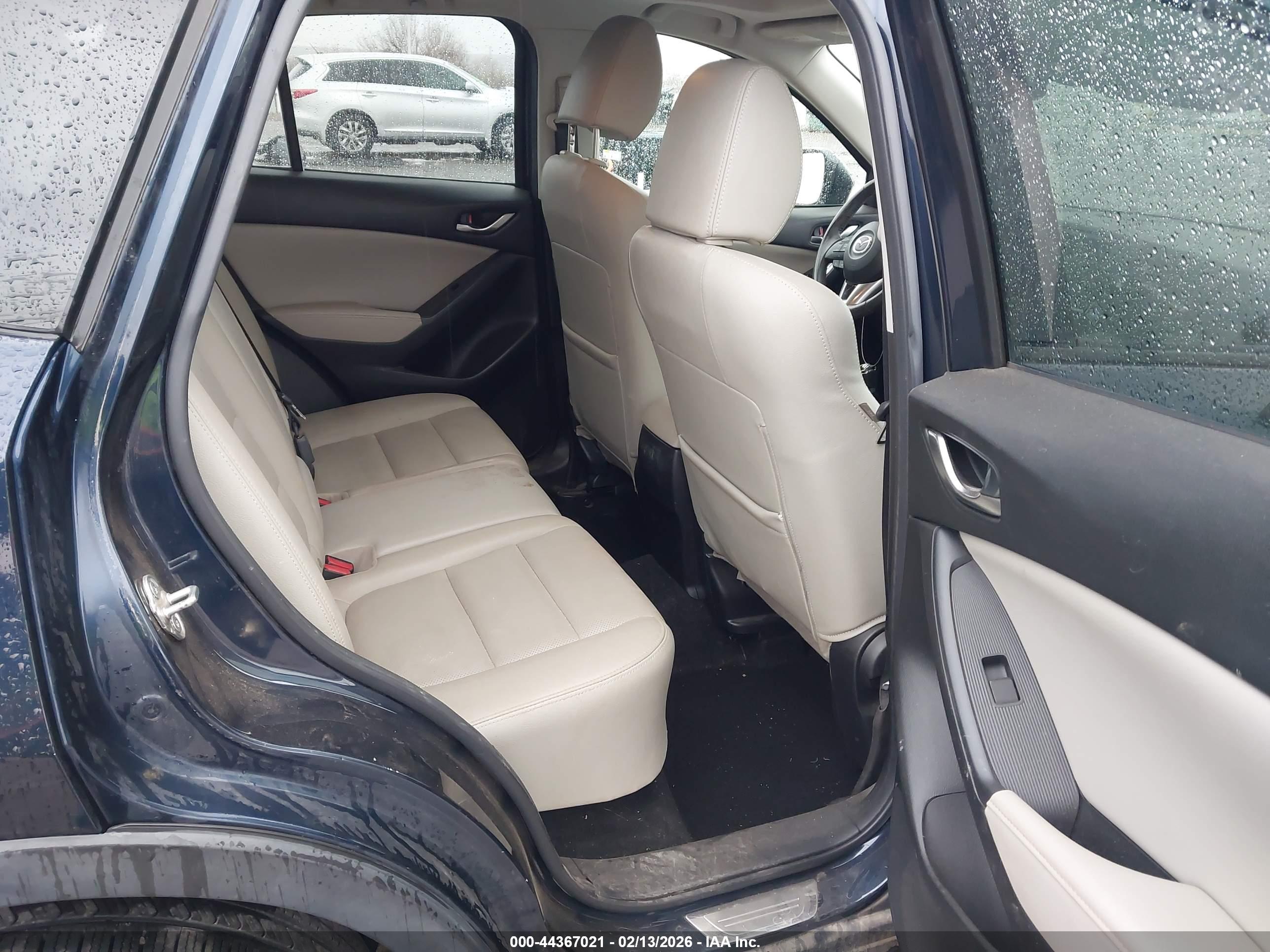 MAZDA CX-5 image 8