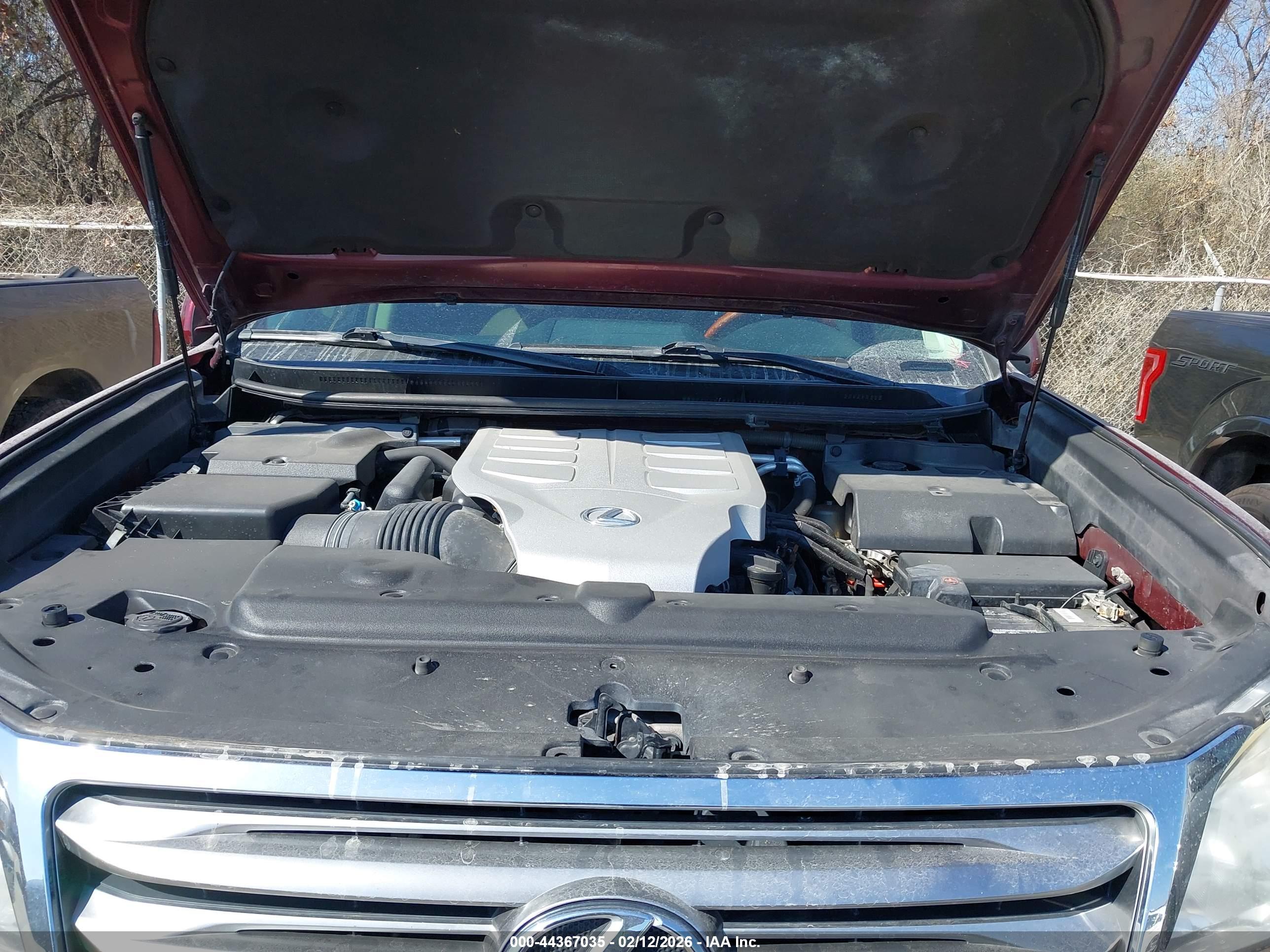 LEXUS GX image 10