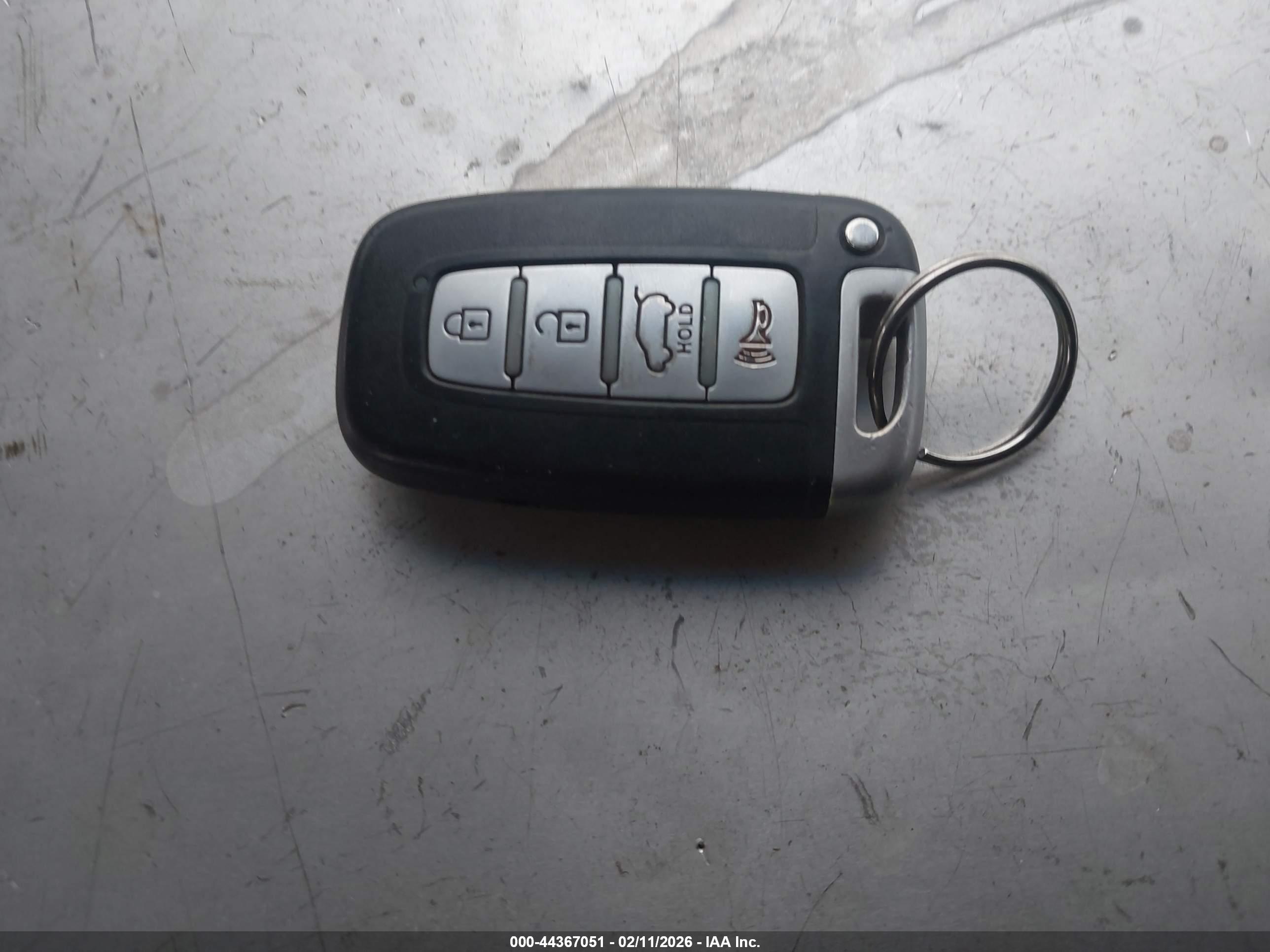 KIA SORENTO image 11