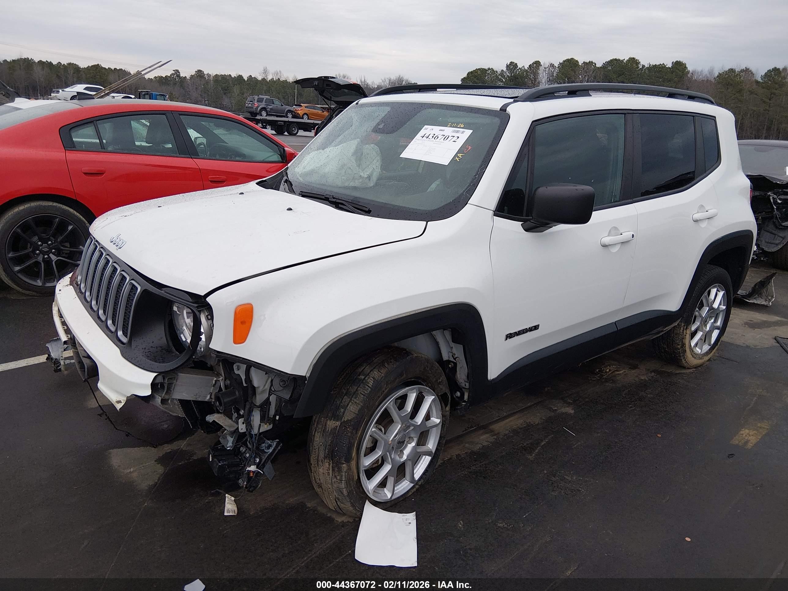 JEEP RENEGADE image 2